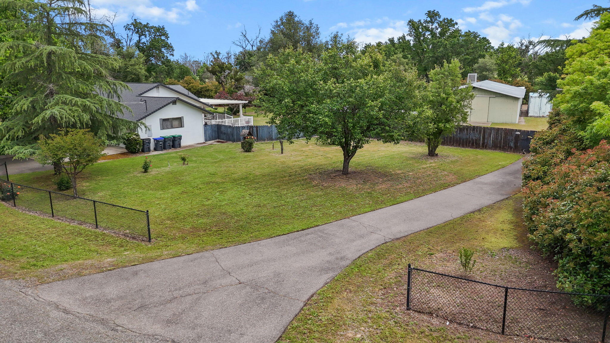 main property photo 47