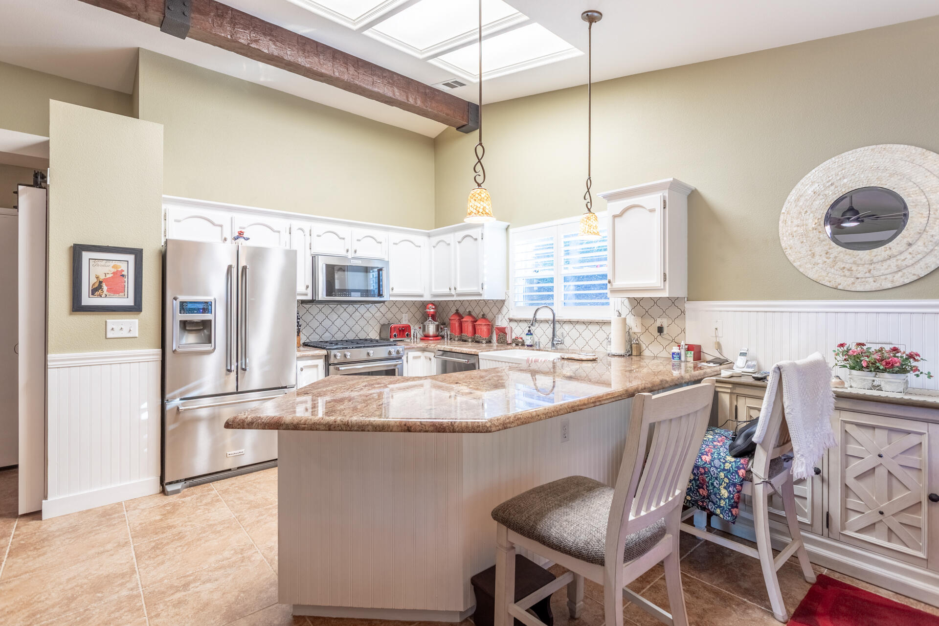 main property photo 9