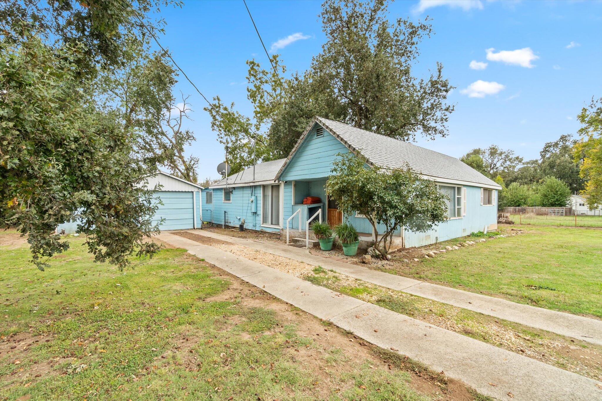 main property photo 27