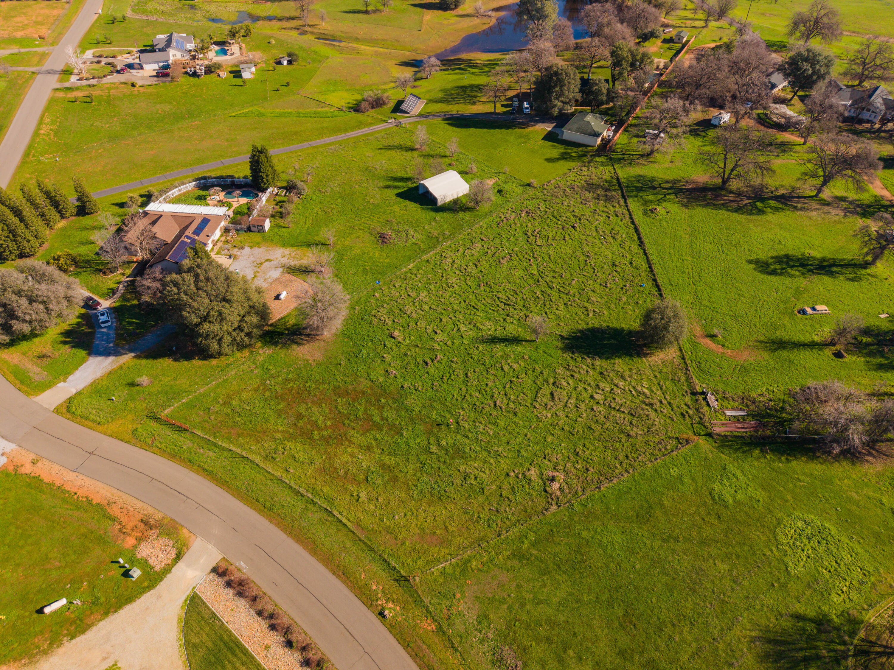 main property photo 12