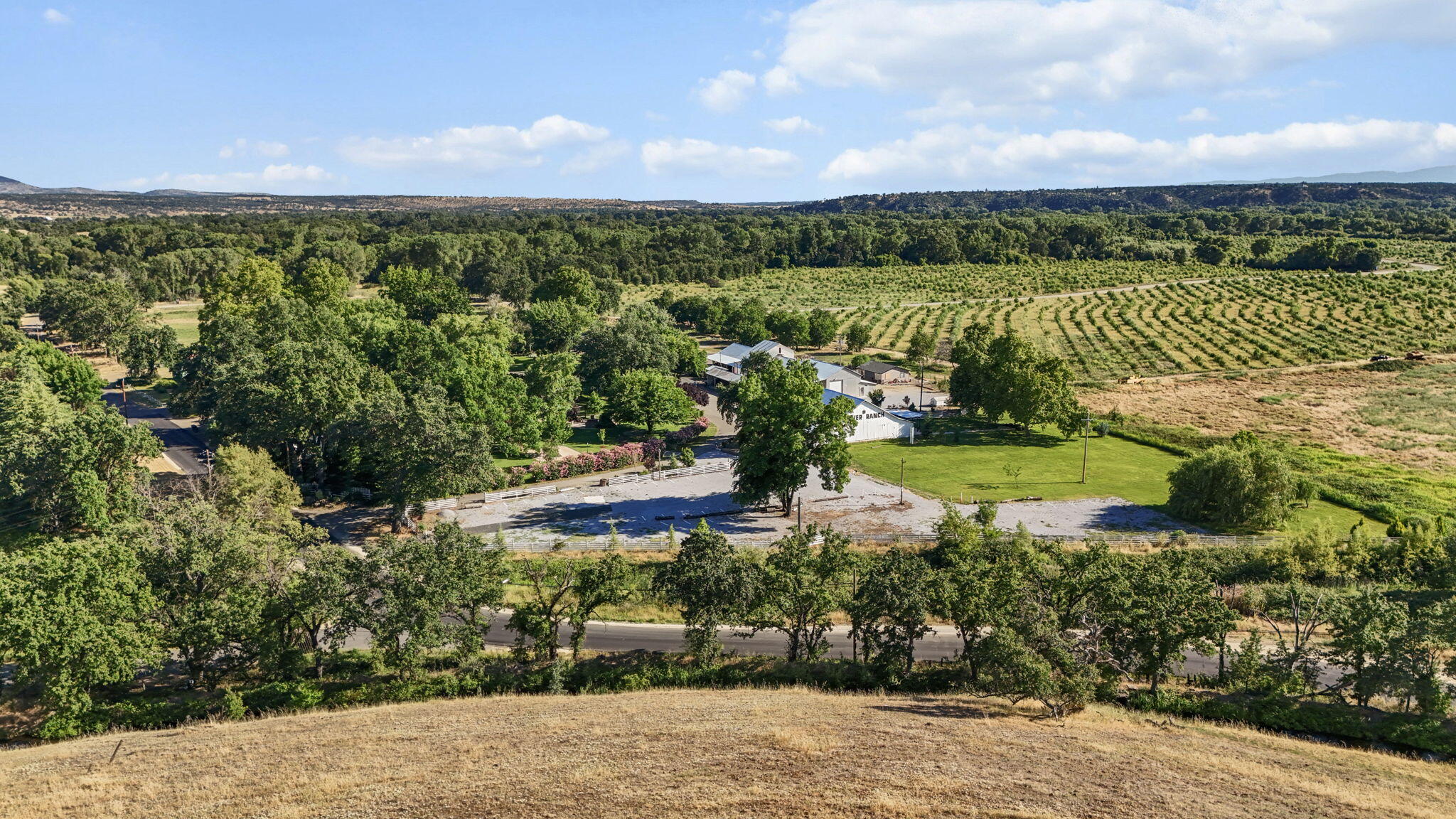 main property photo 29