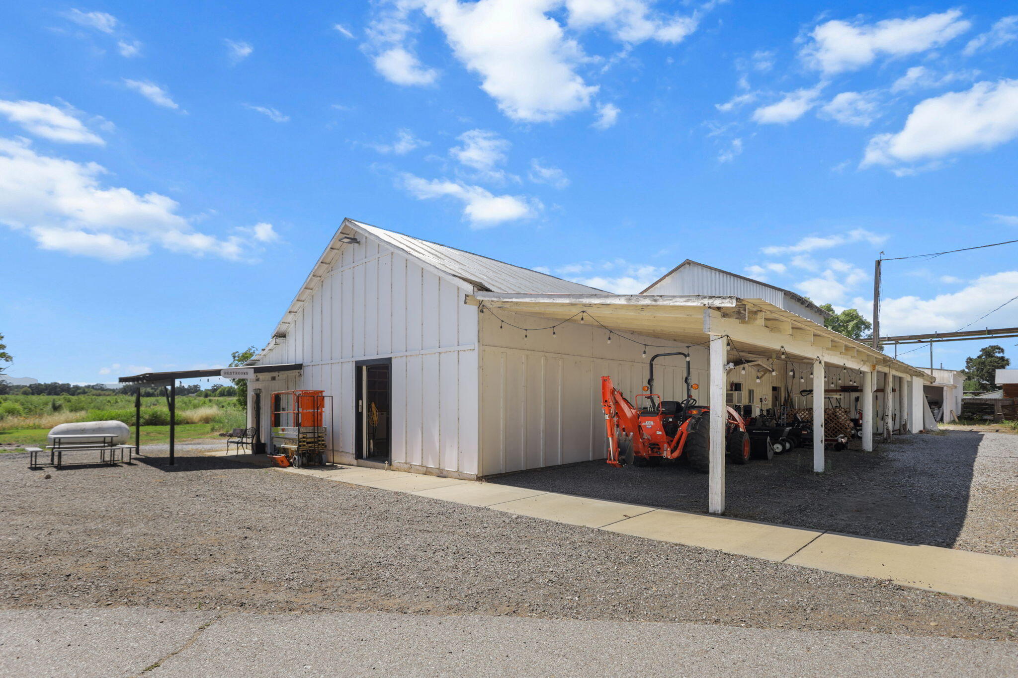 main property photo 64