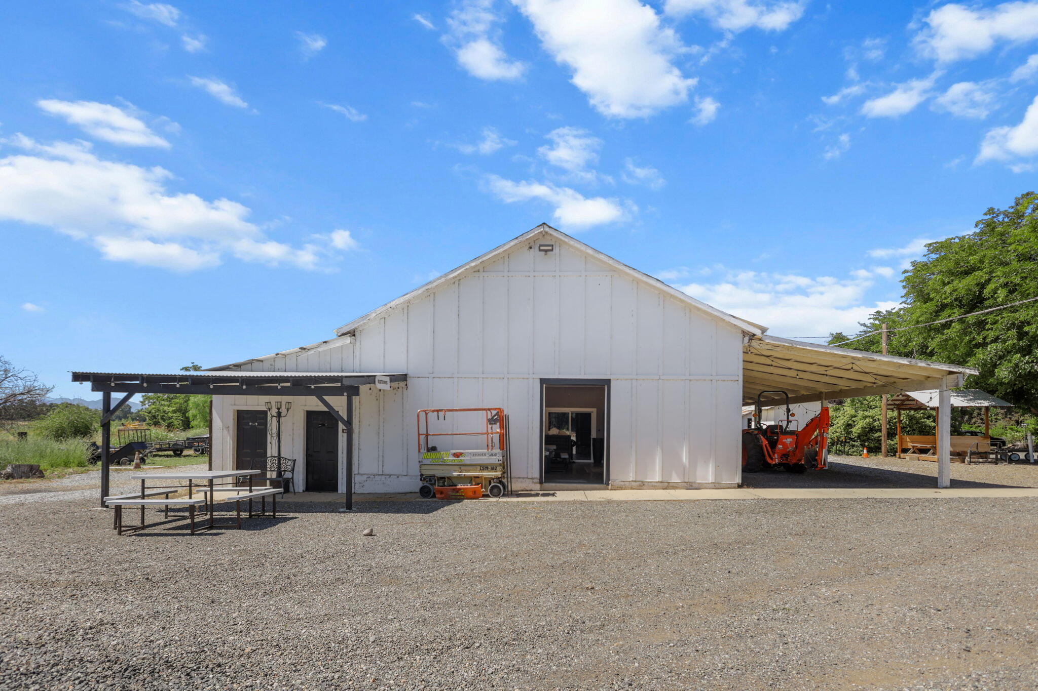 main property photo 65