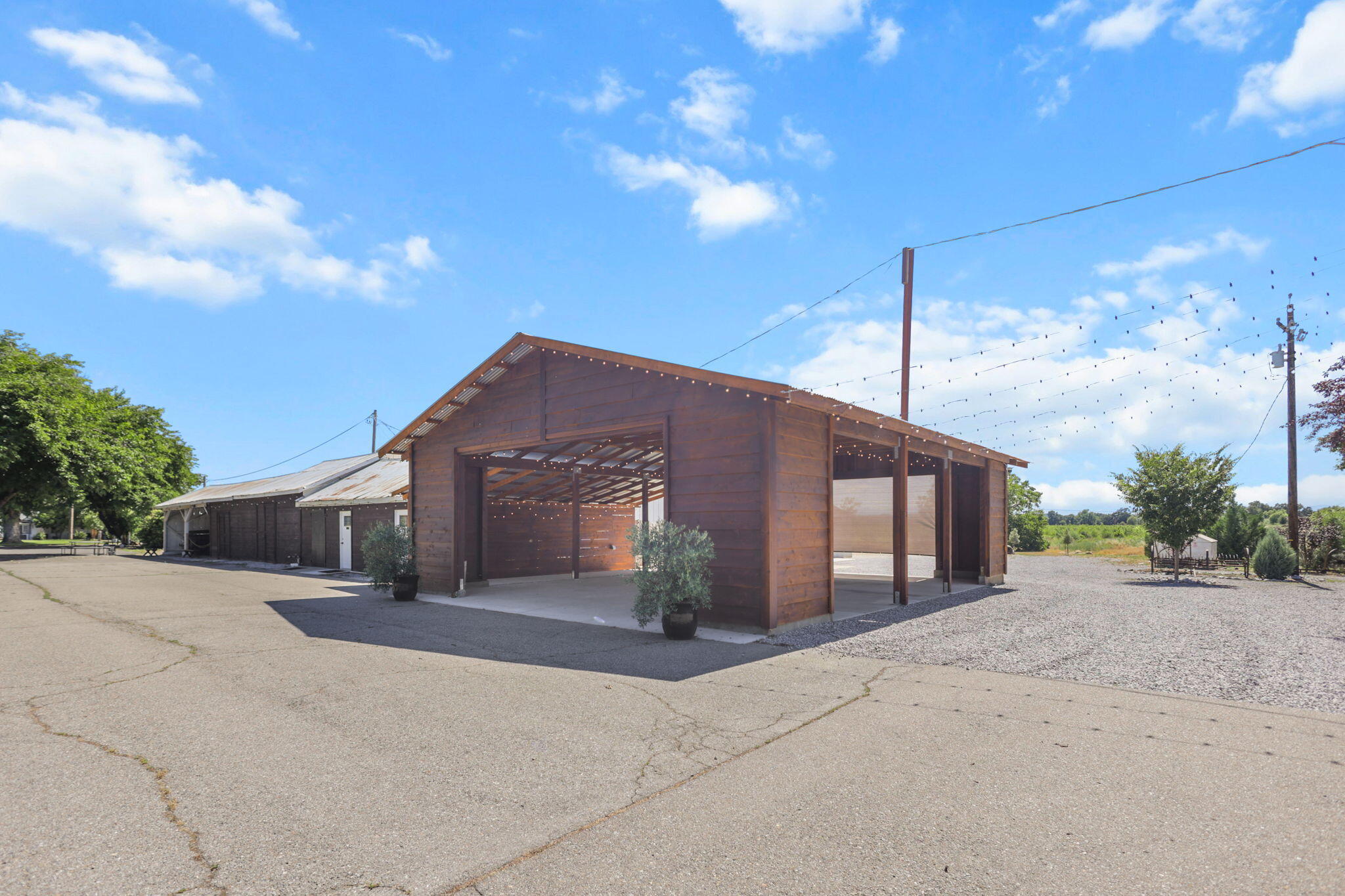 main property photo 80