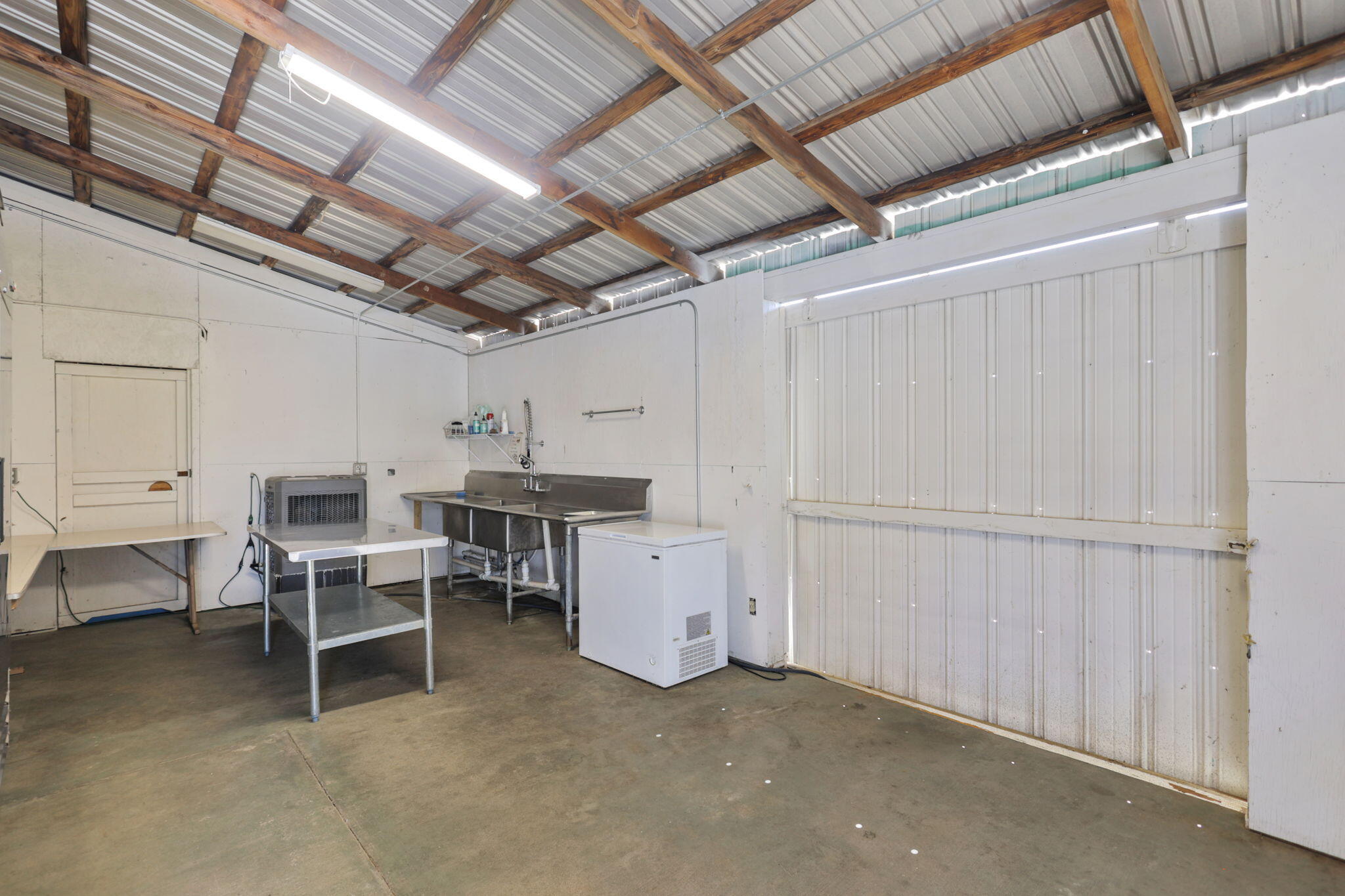 main property photo 87