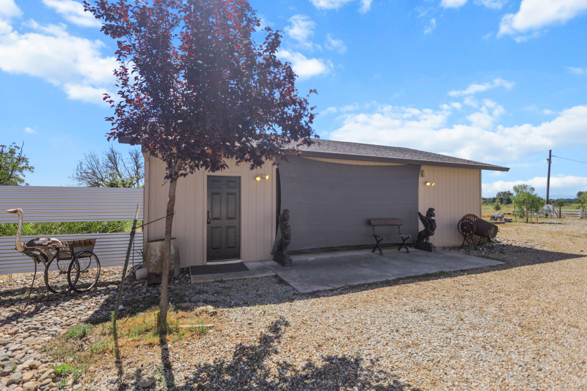 main property photo 89