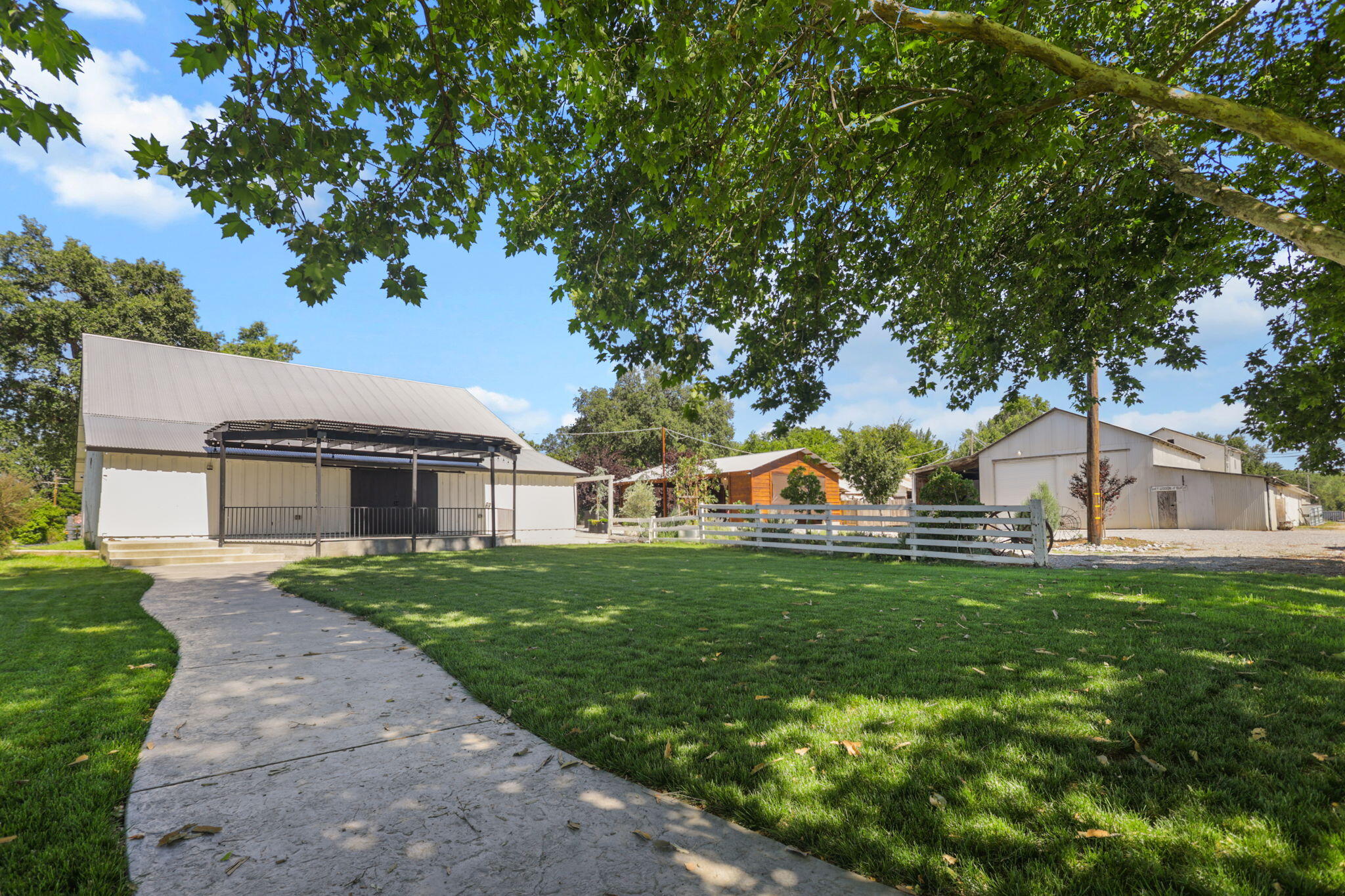 main property photo 98
