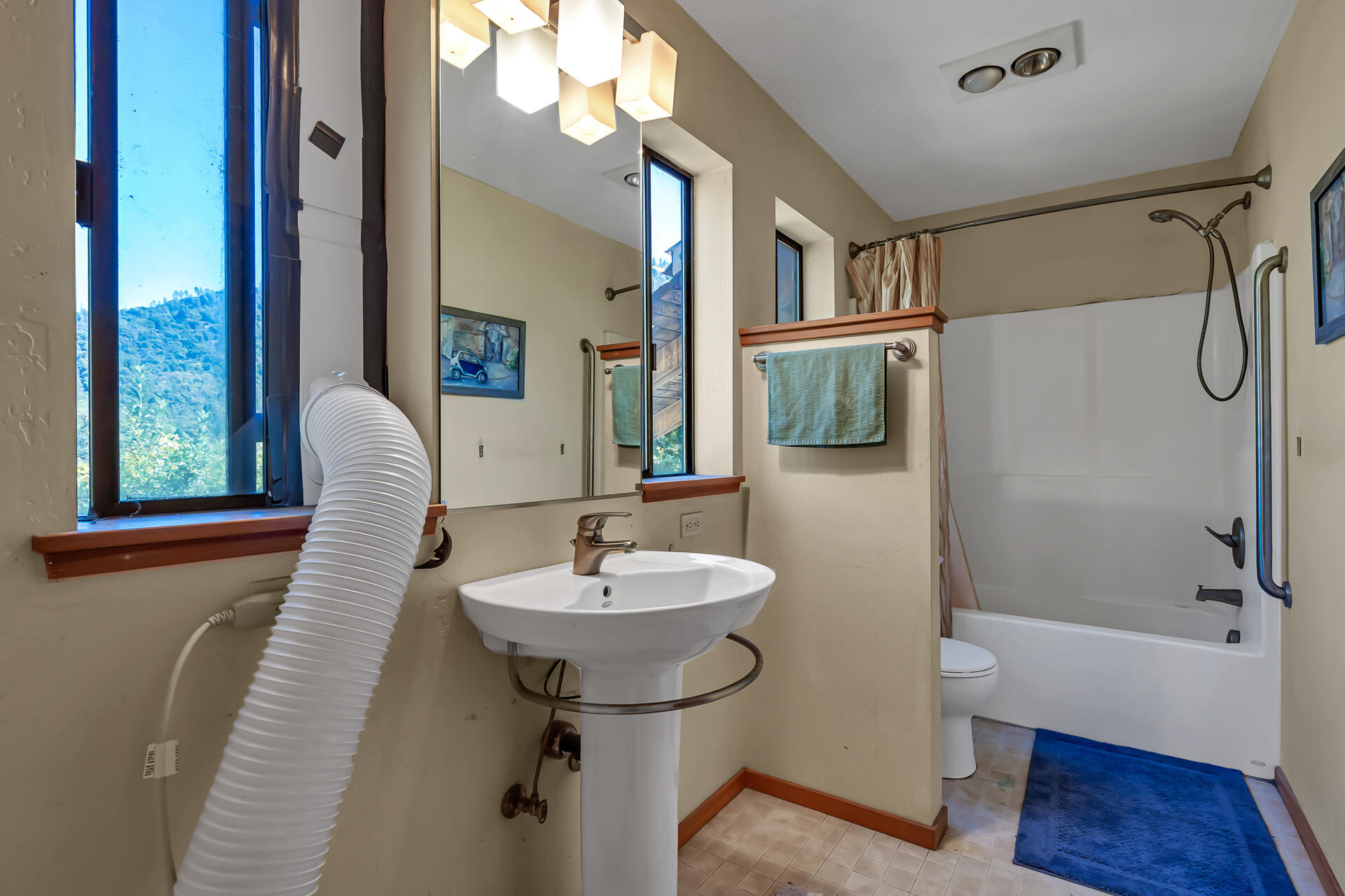 main property photo 76