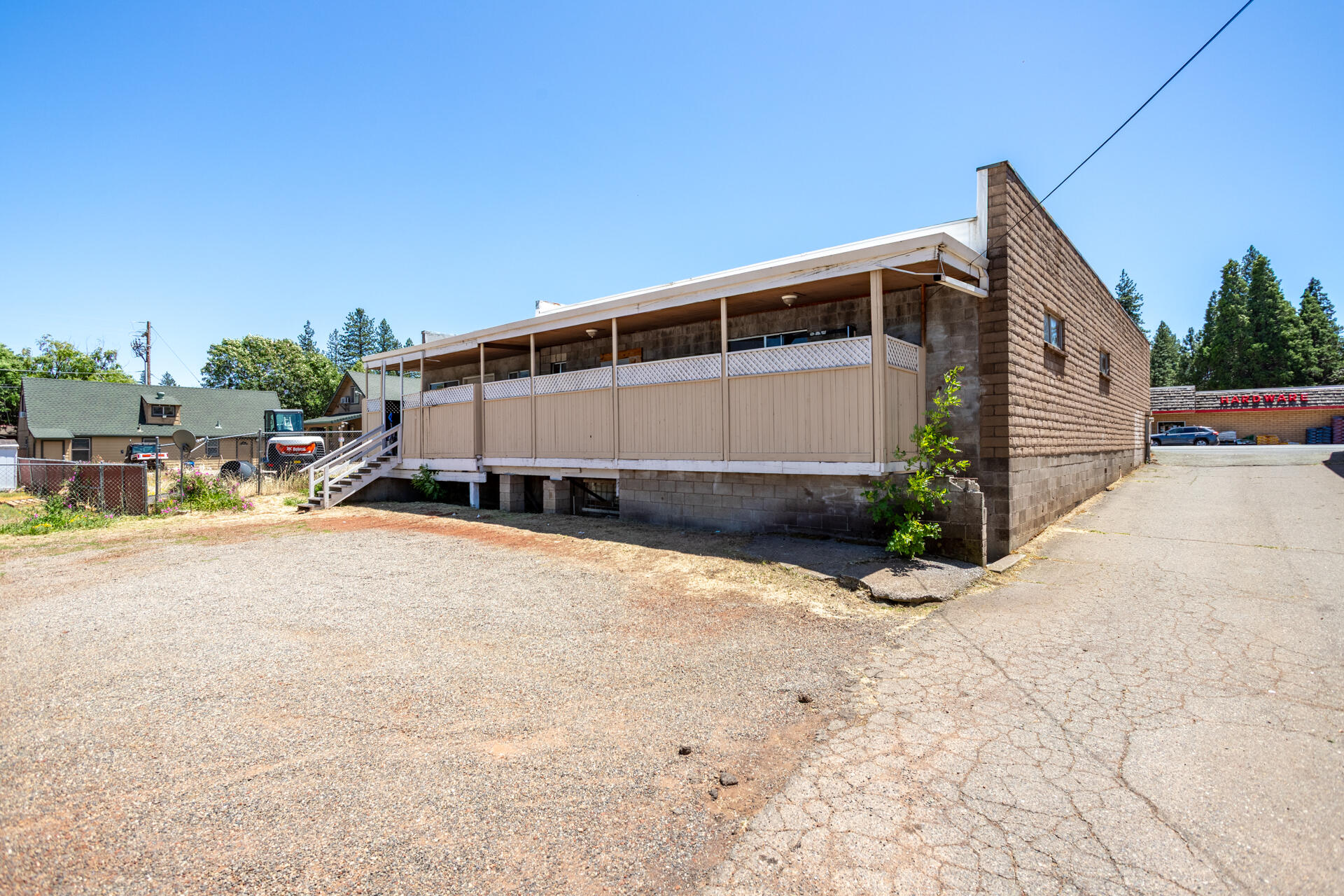 main property photo 46
