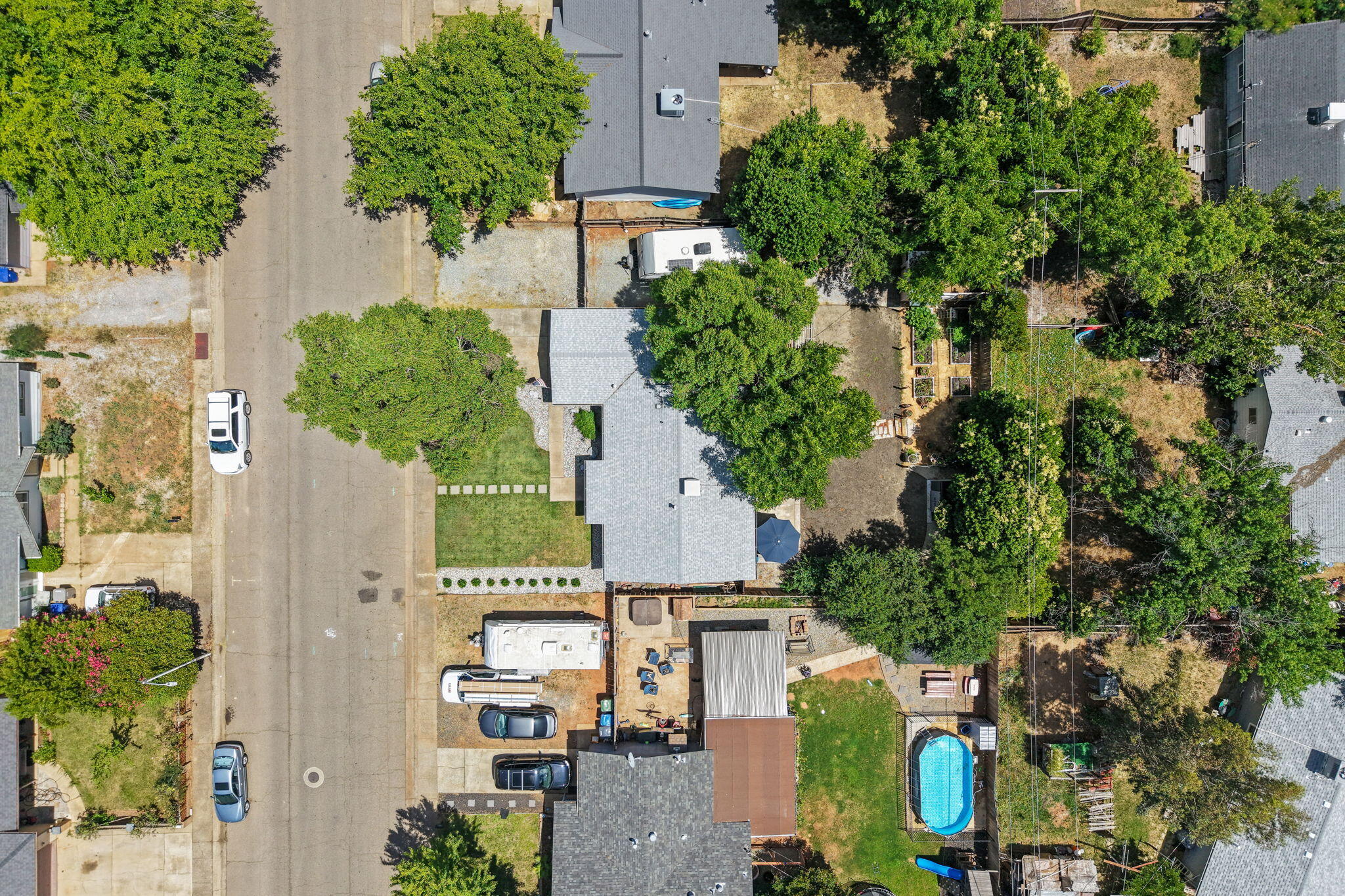 main property photo 42
