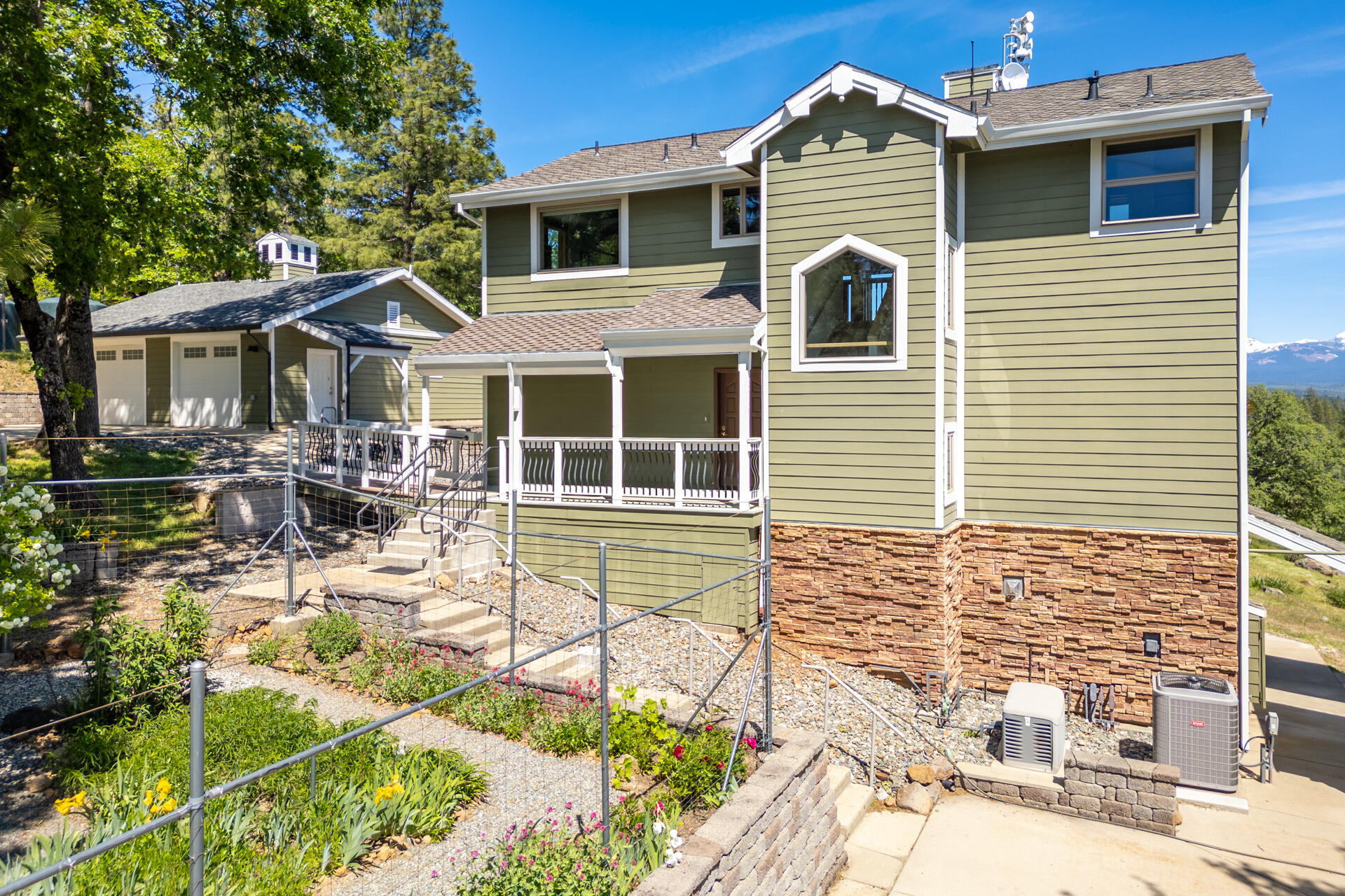 main property photo 58