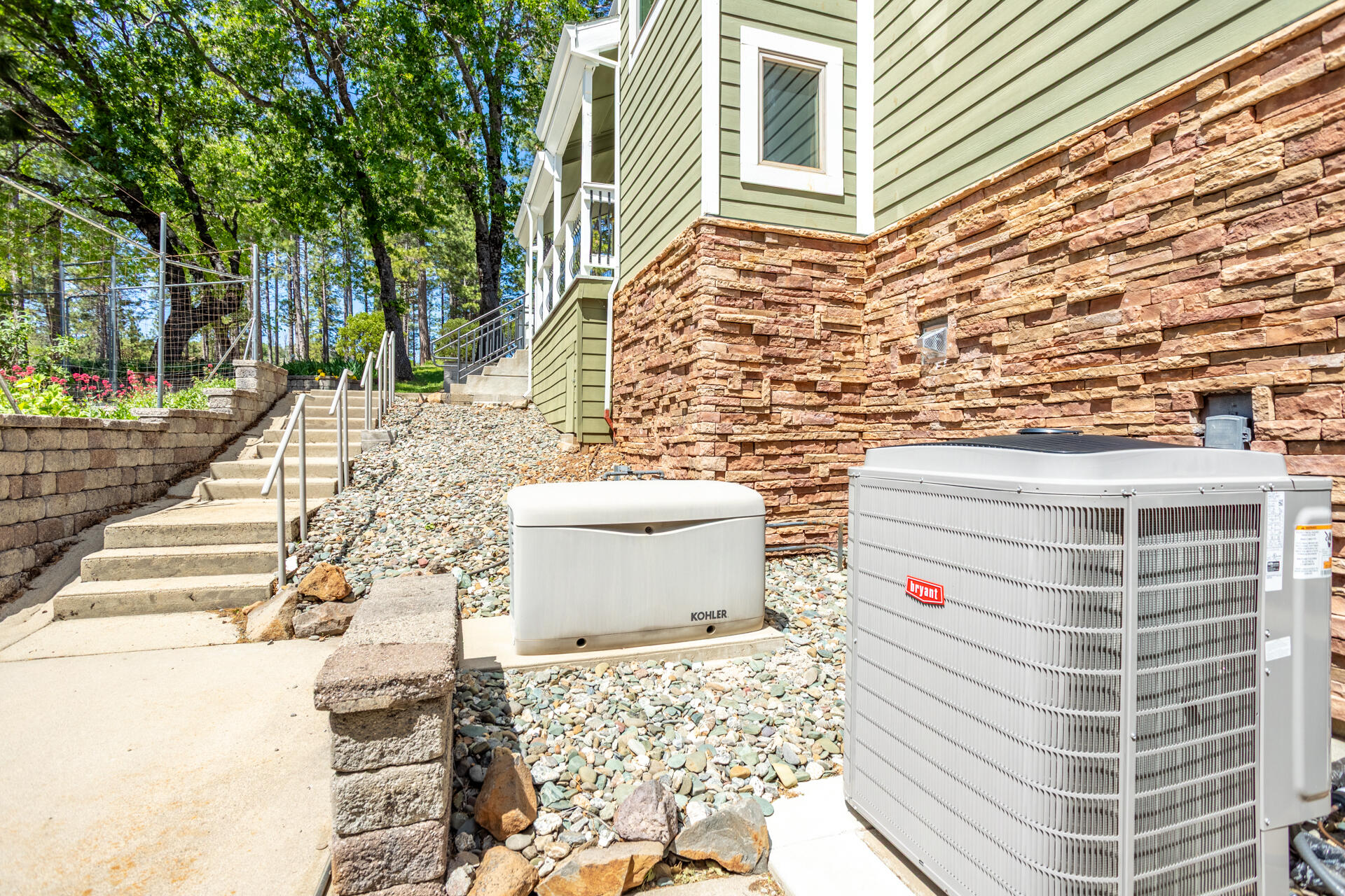 main property photo 59
