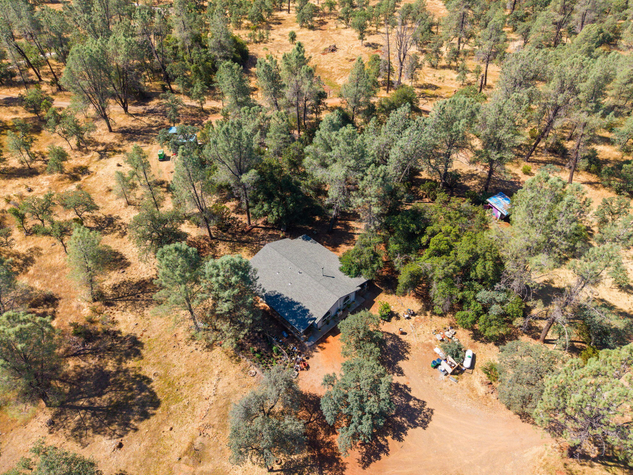 main property photo 23