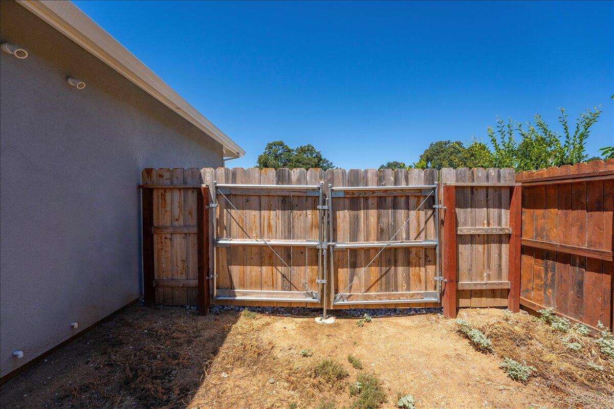 main property photo 63