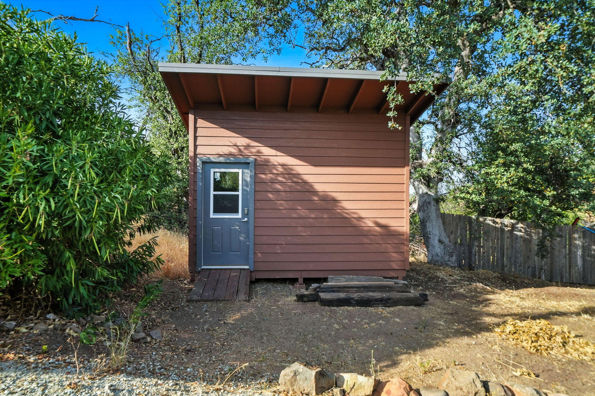 main property photo 49