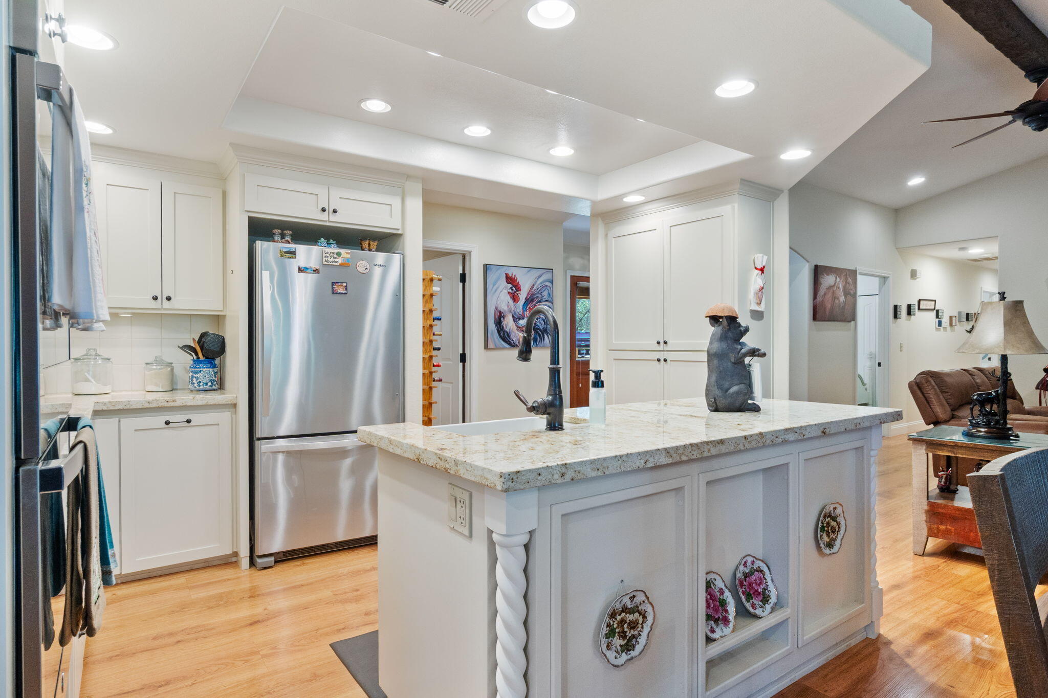 main property photo 14