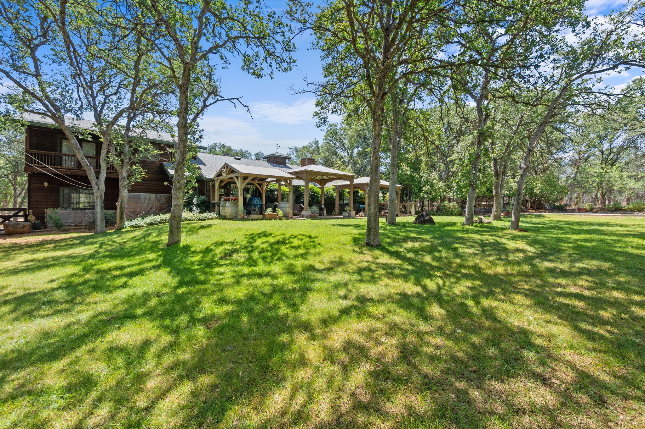 main property photo 51
