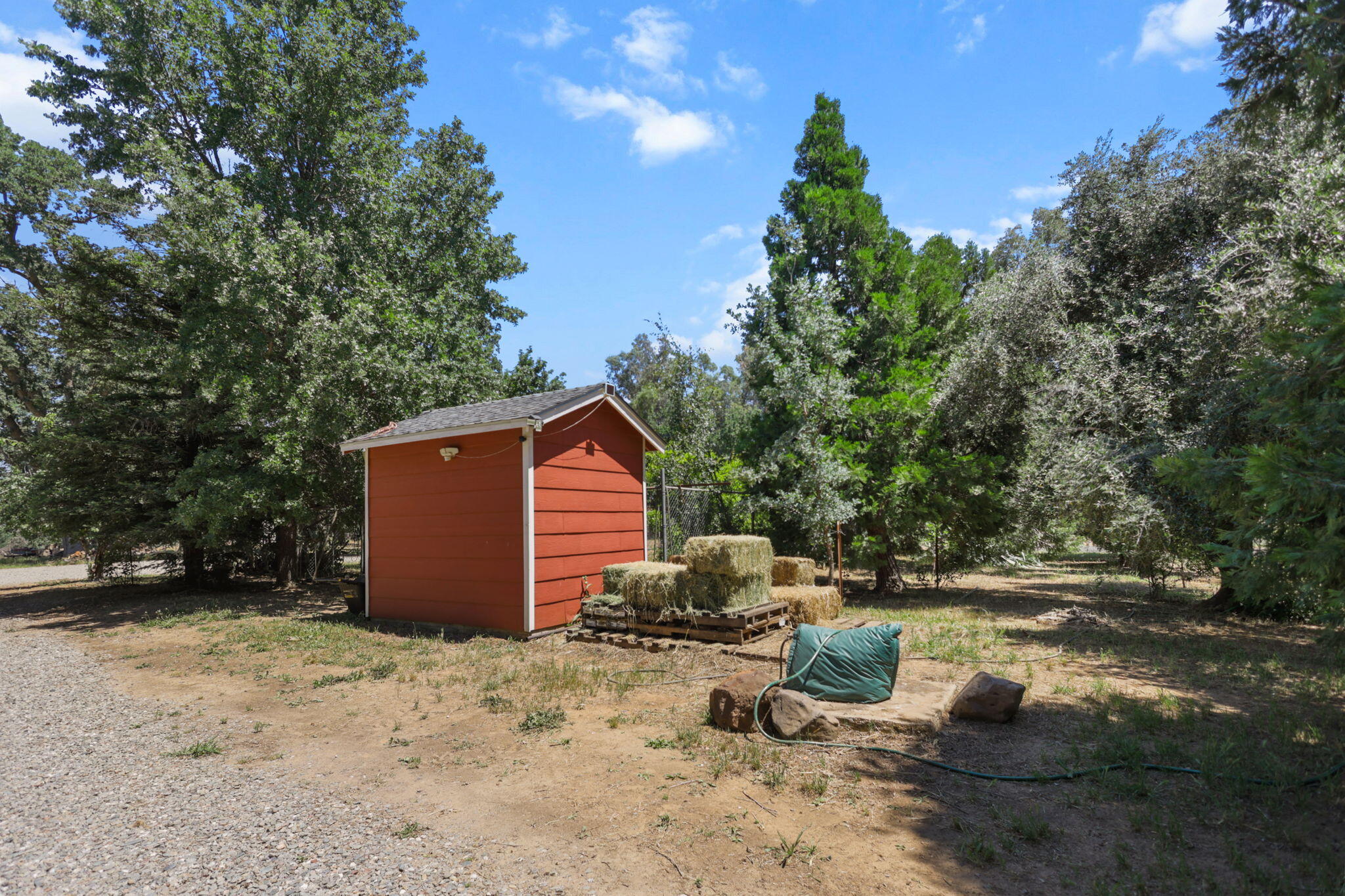 main property photo 60