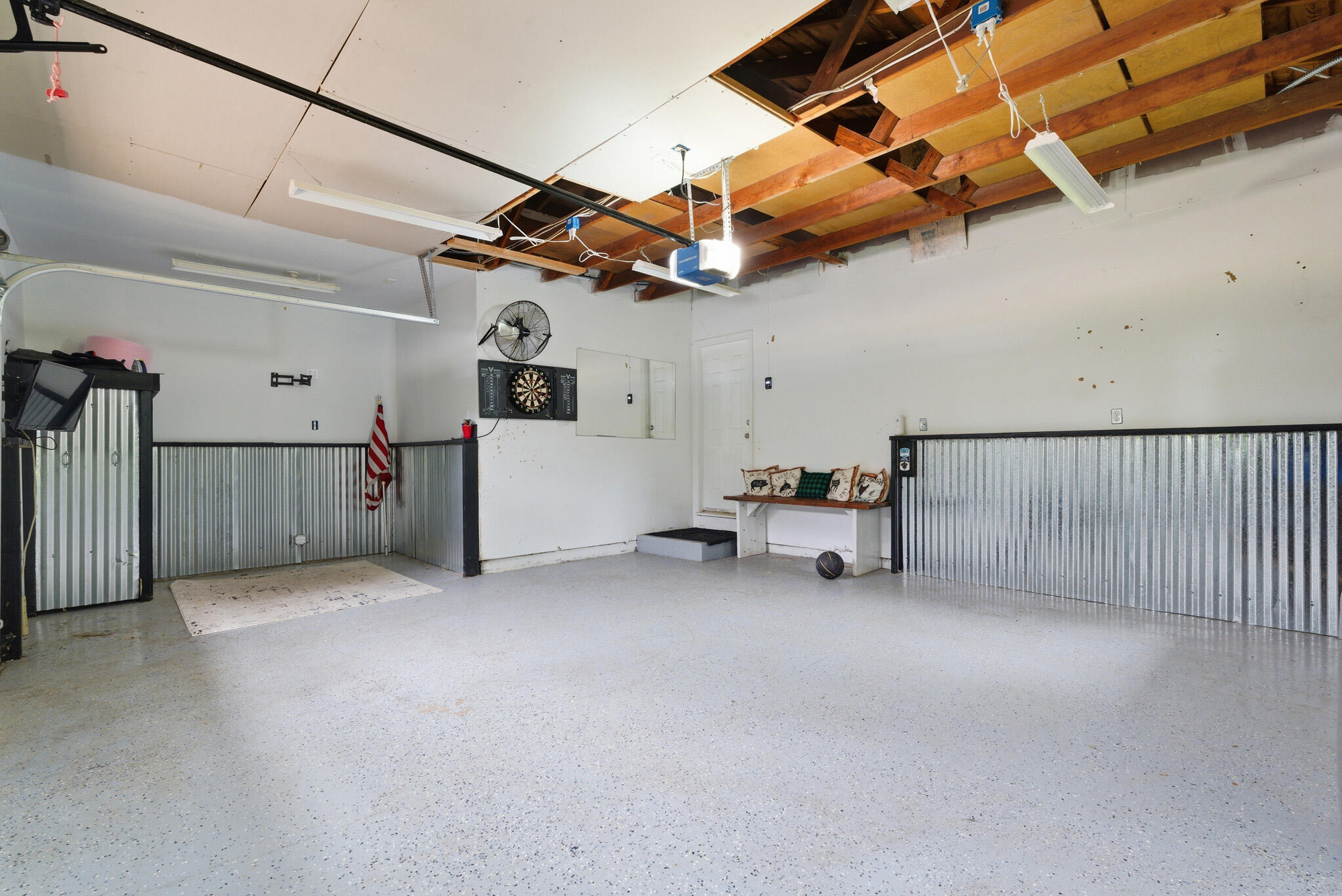 main property photo 51