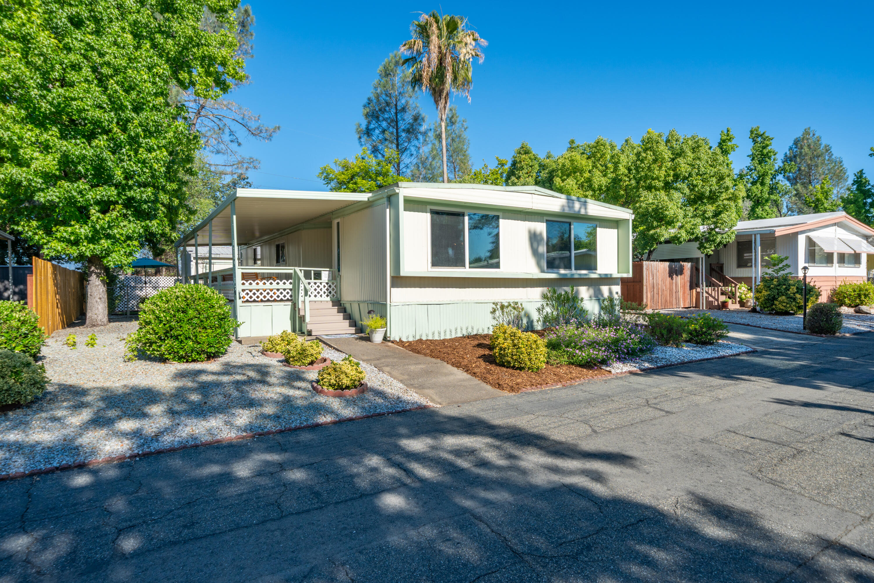main property photo 51