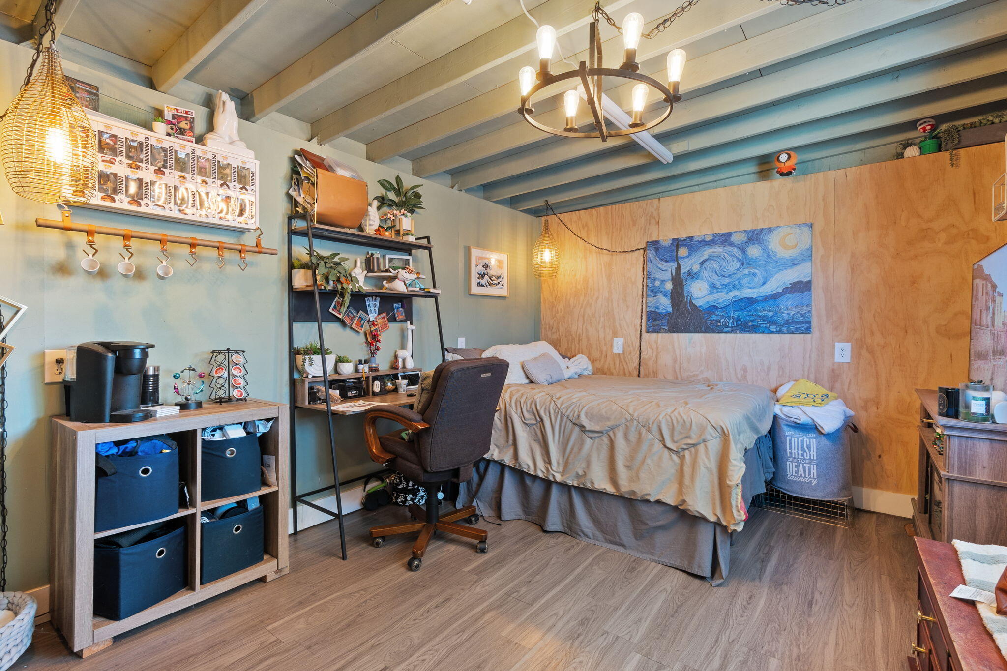 main property photo 28