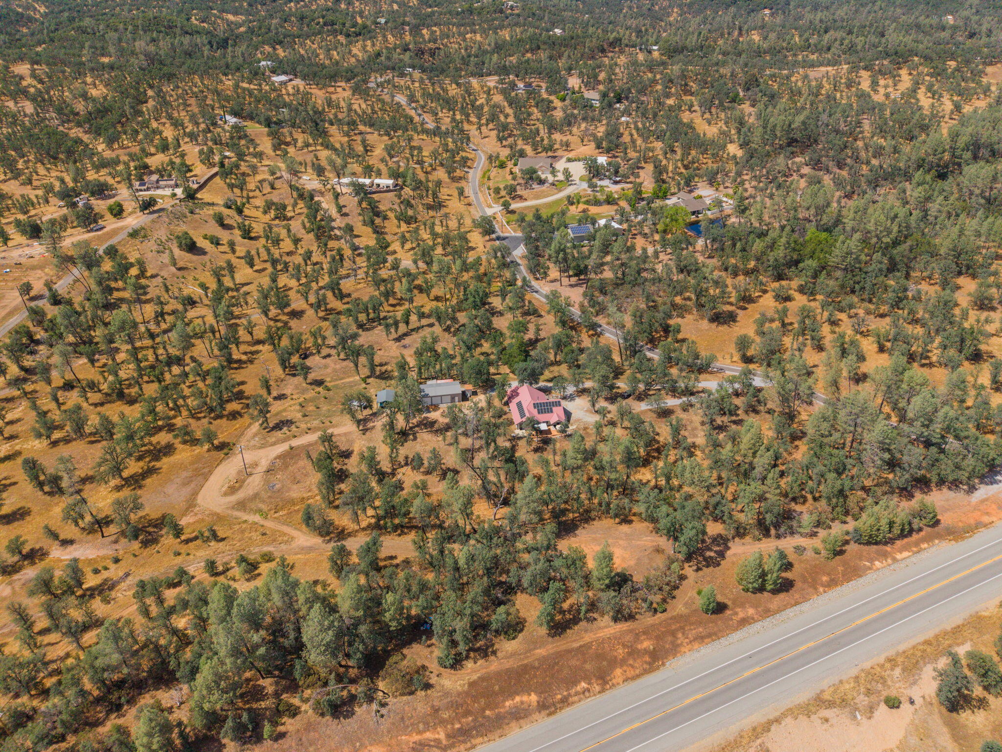 main property photo 25