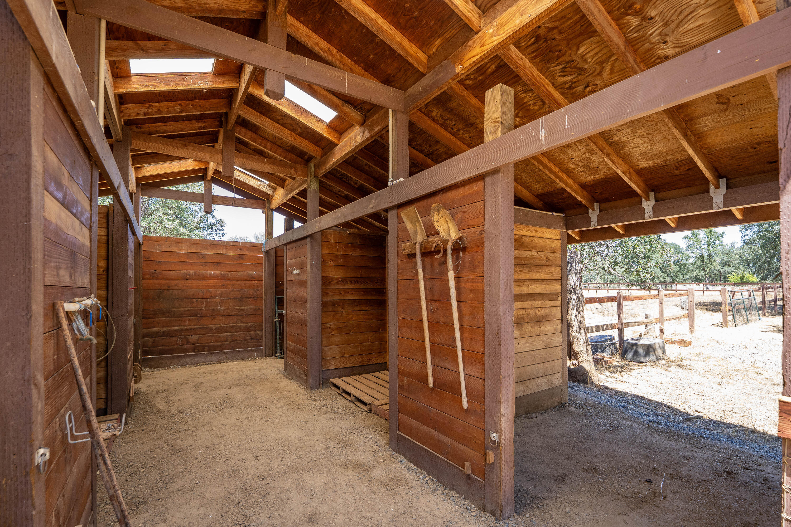 main property photo 106
