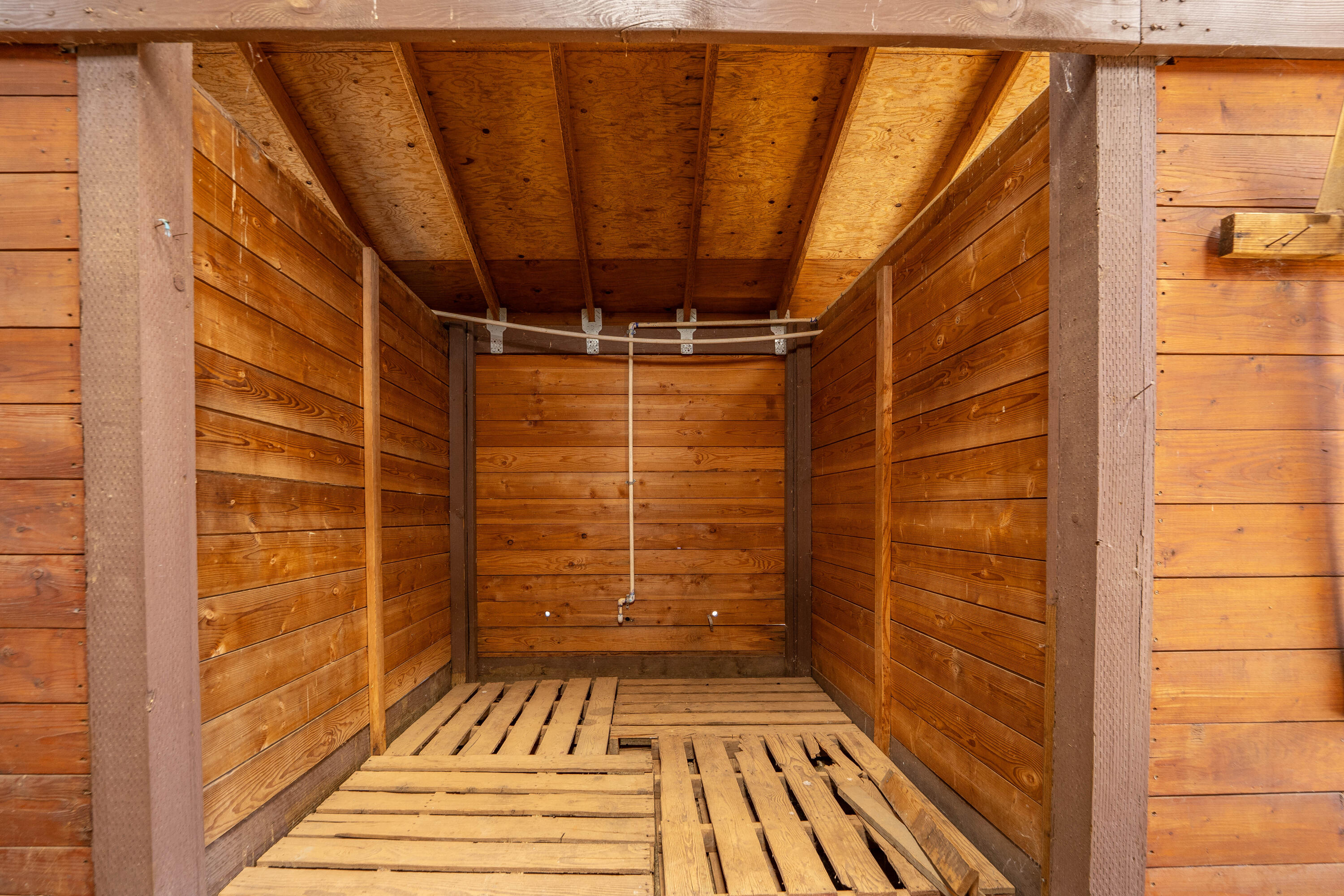 main property photo 108