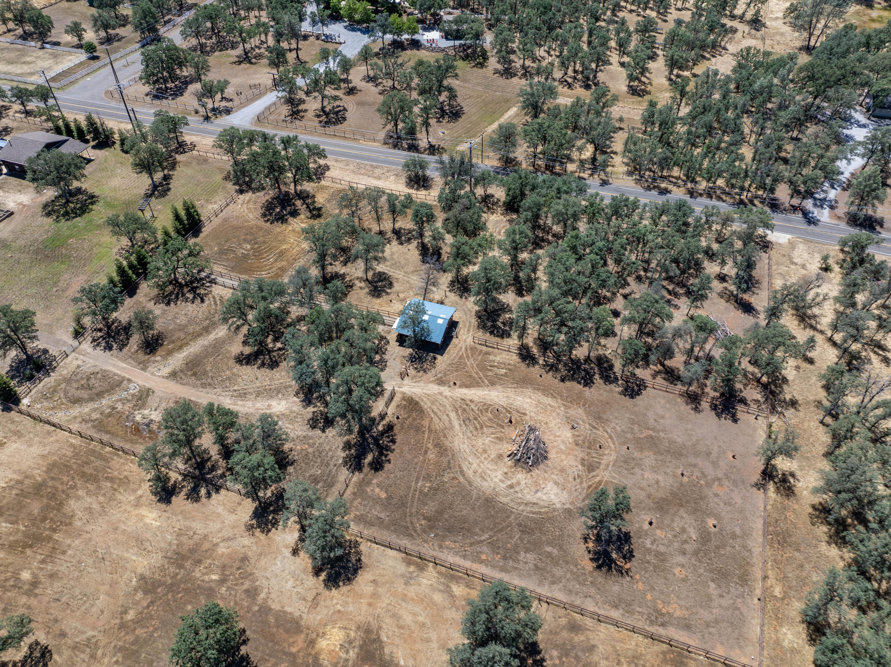 main property photo 50