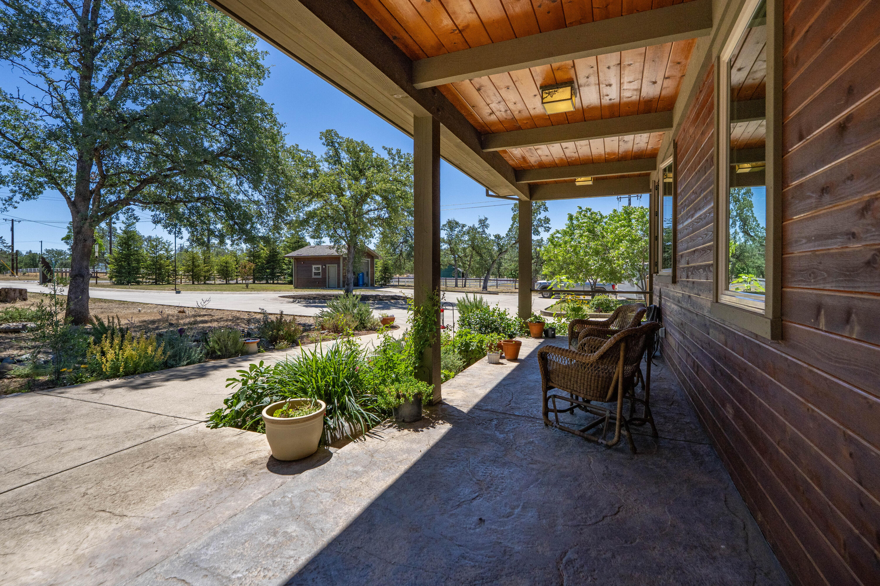 main property photo 67