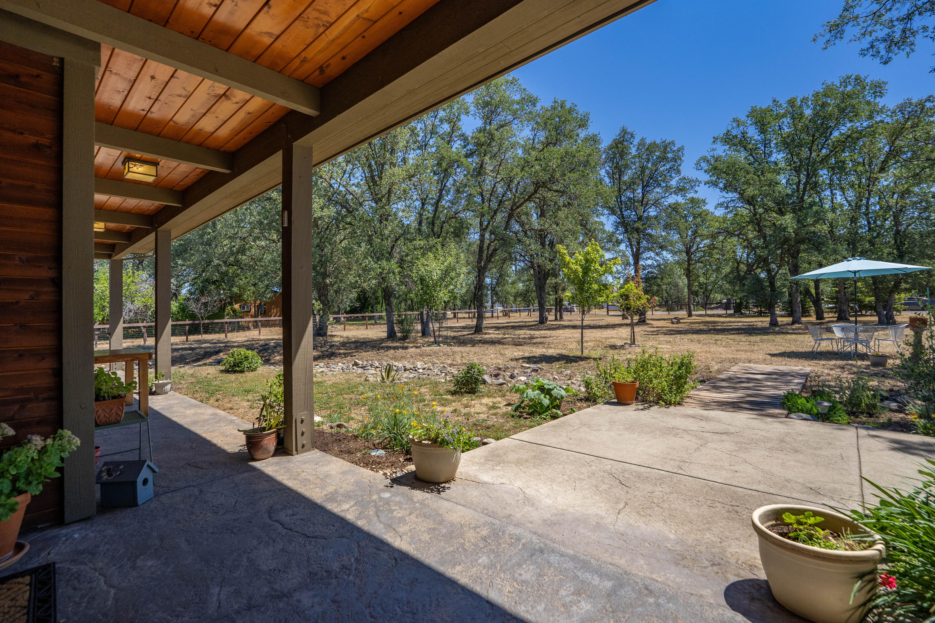 main property photo 70