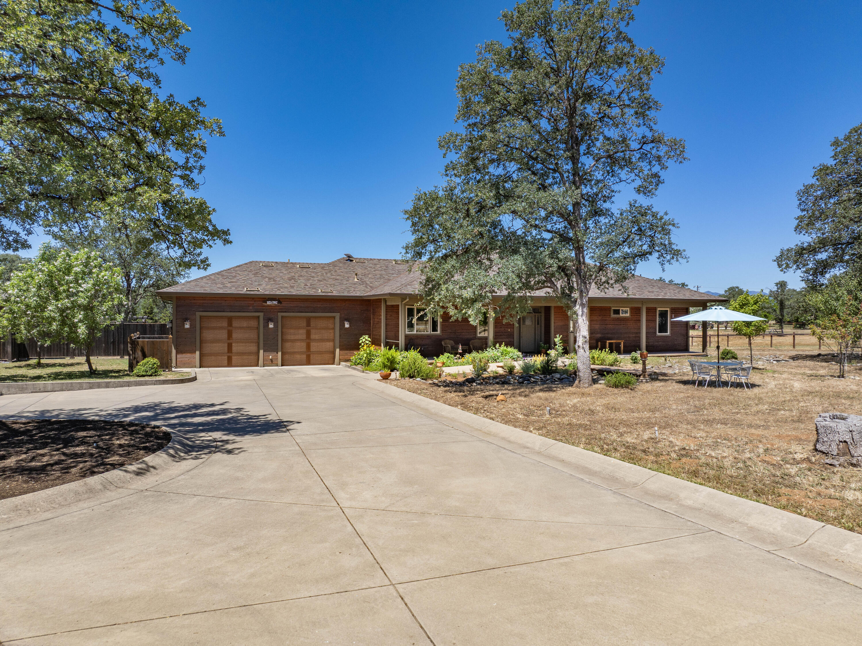 main property photo 75