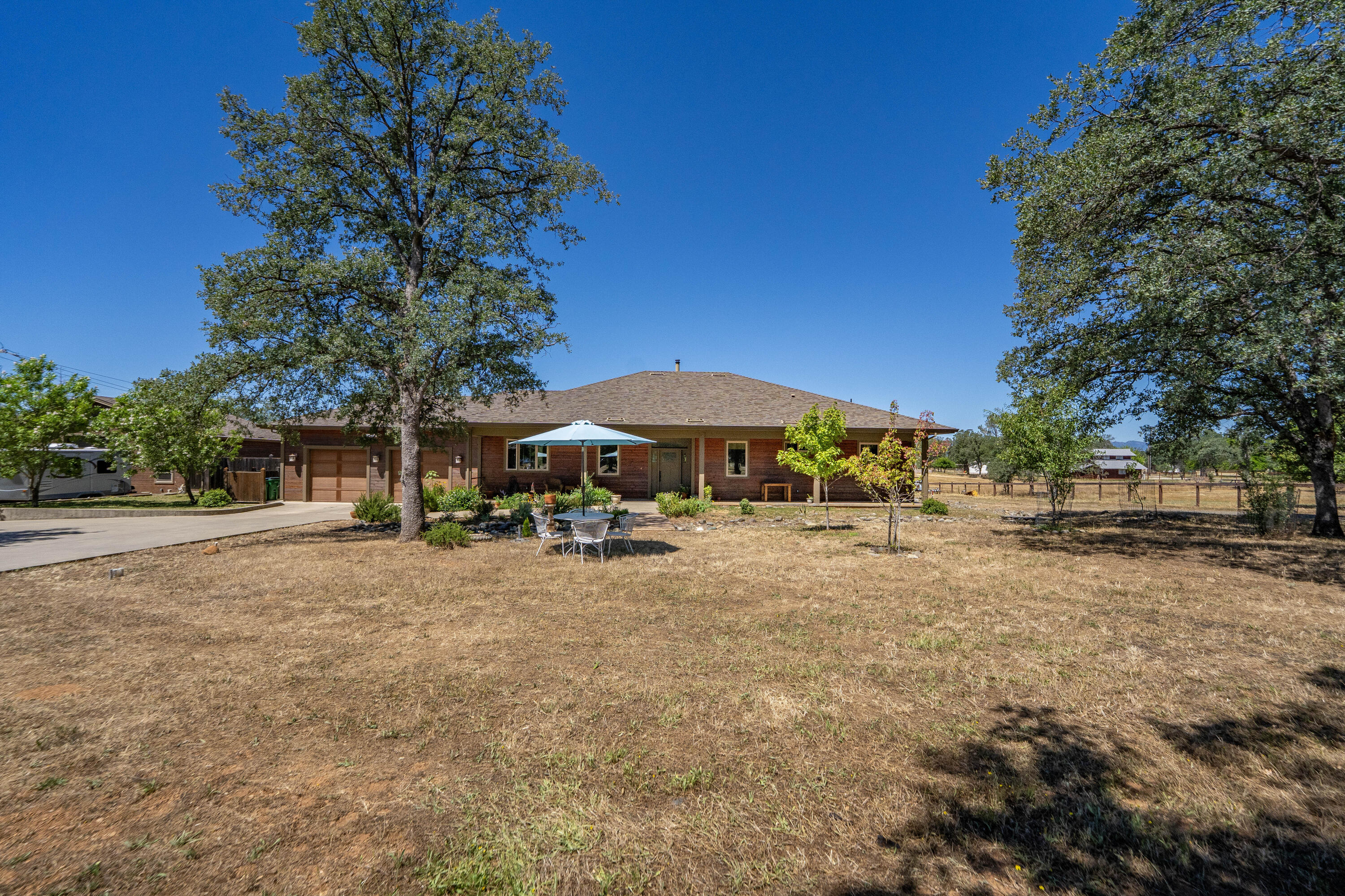 main property photo 76