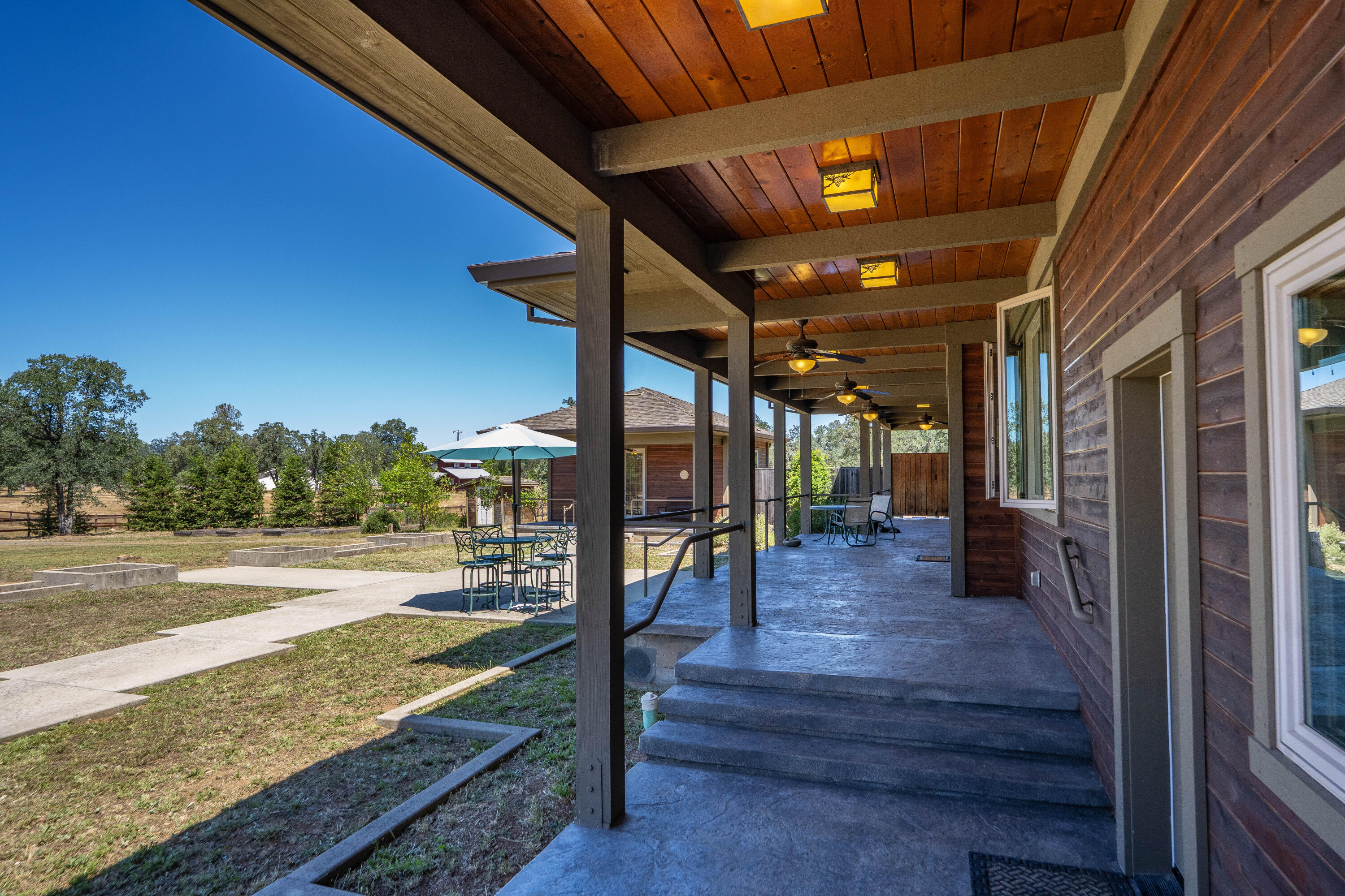 main property photo 87