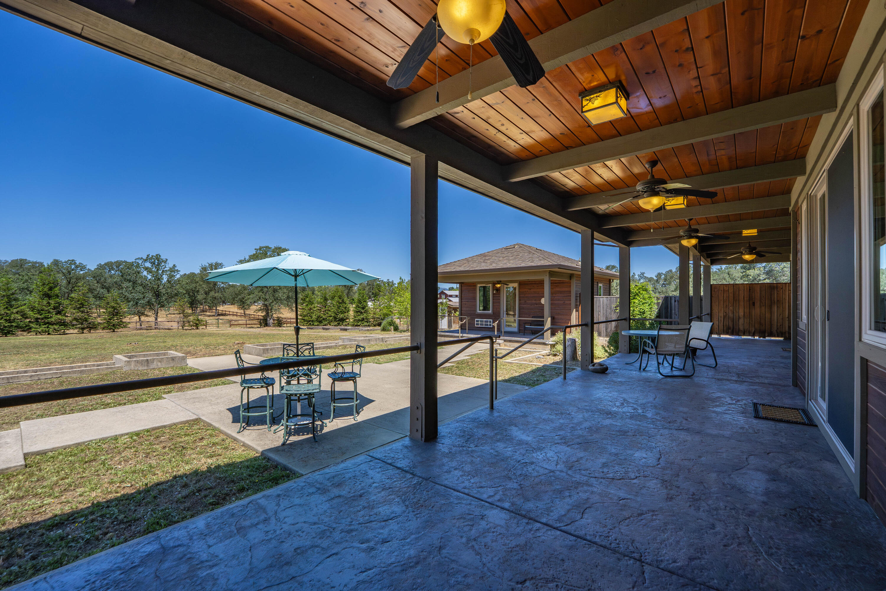main property photo 88