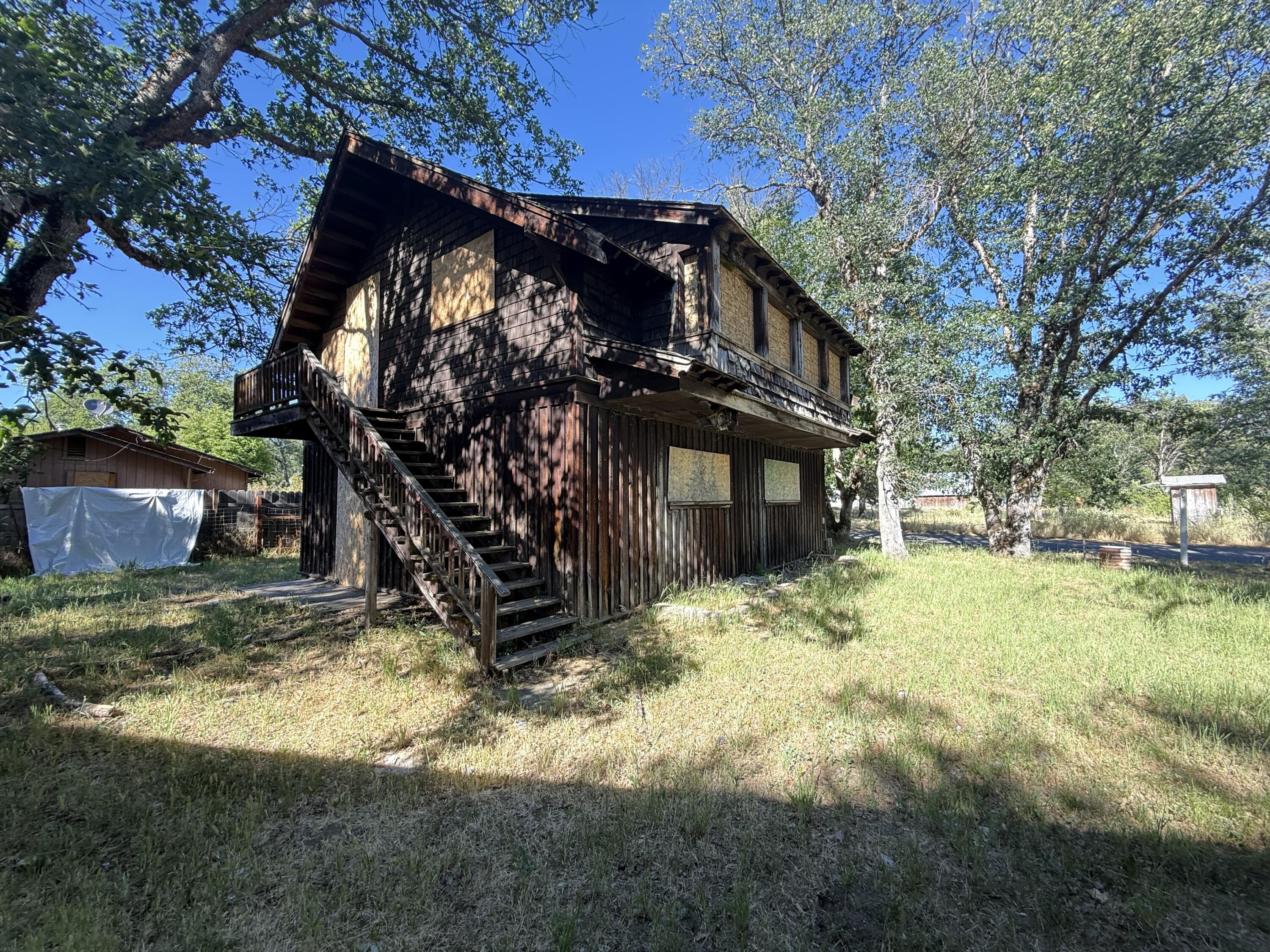 main property photo 16