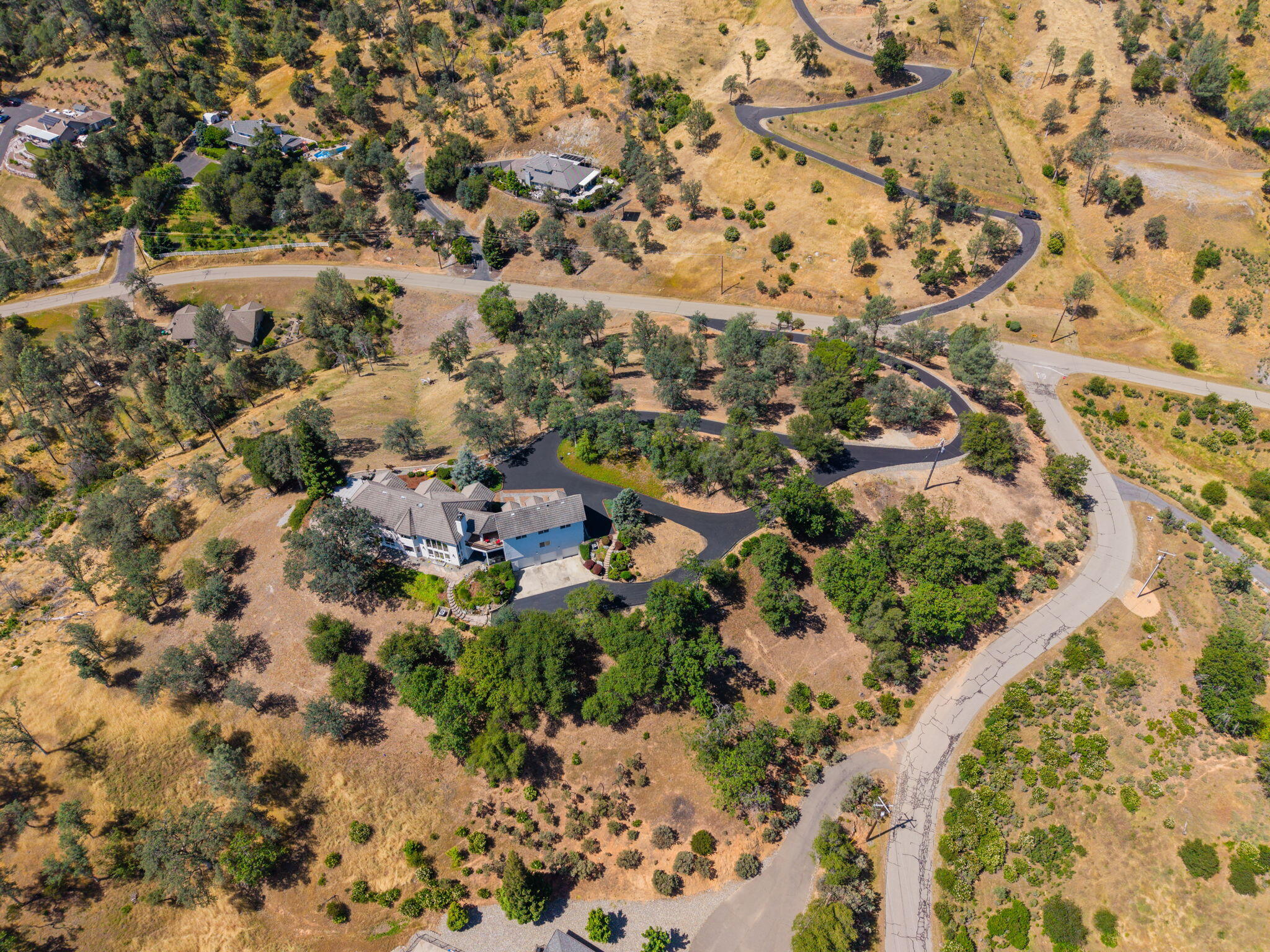 main property photo 44