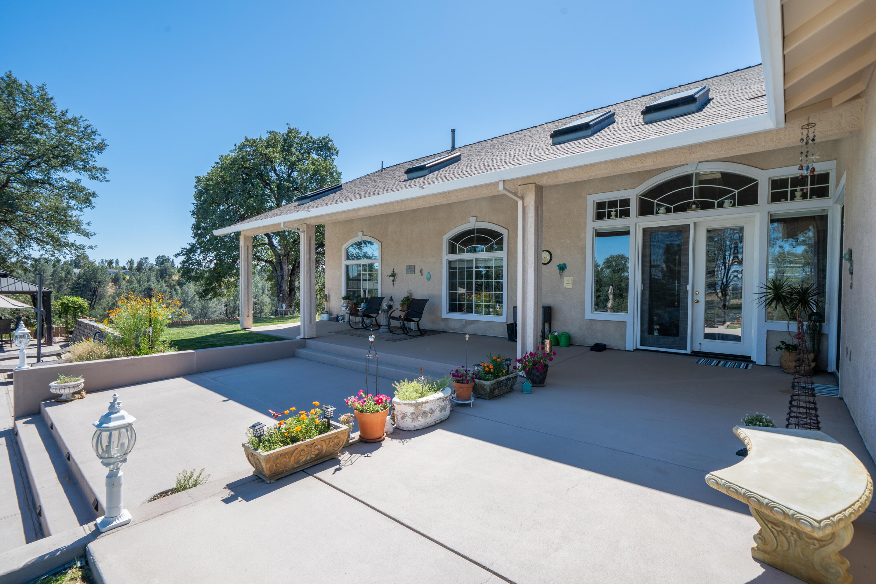 main property photo 60