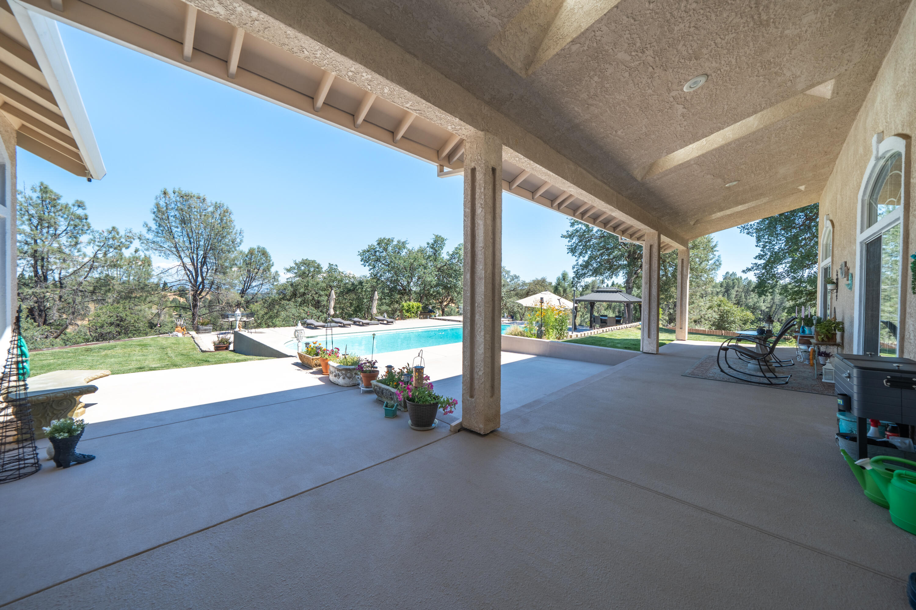 main property photo 61