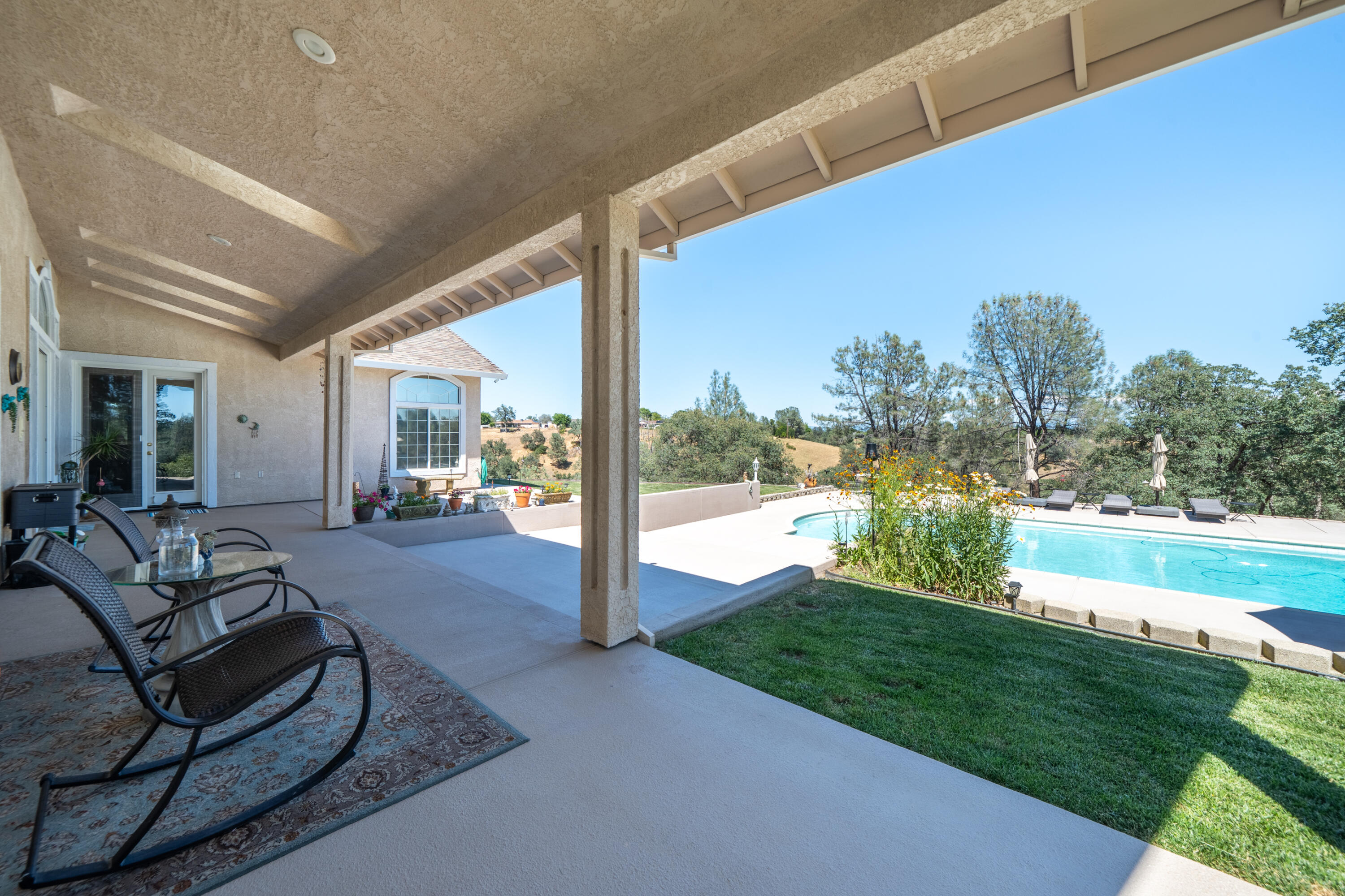 main property photo 64