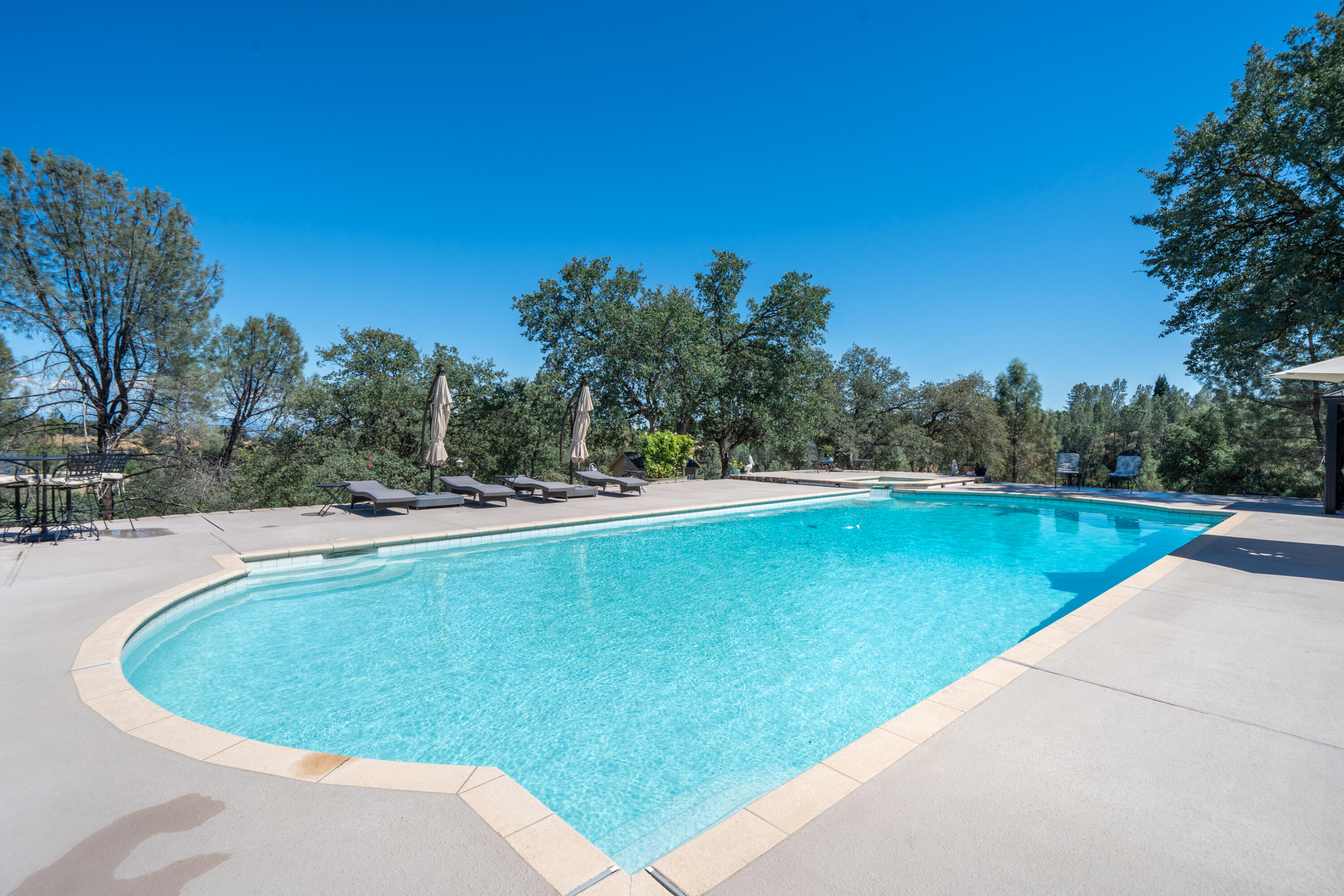 main property photo 69