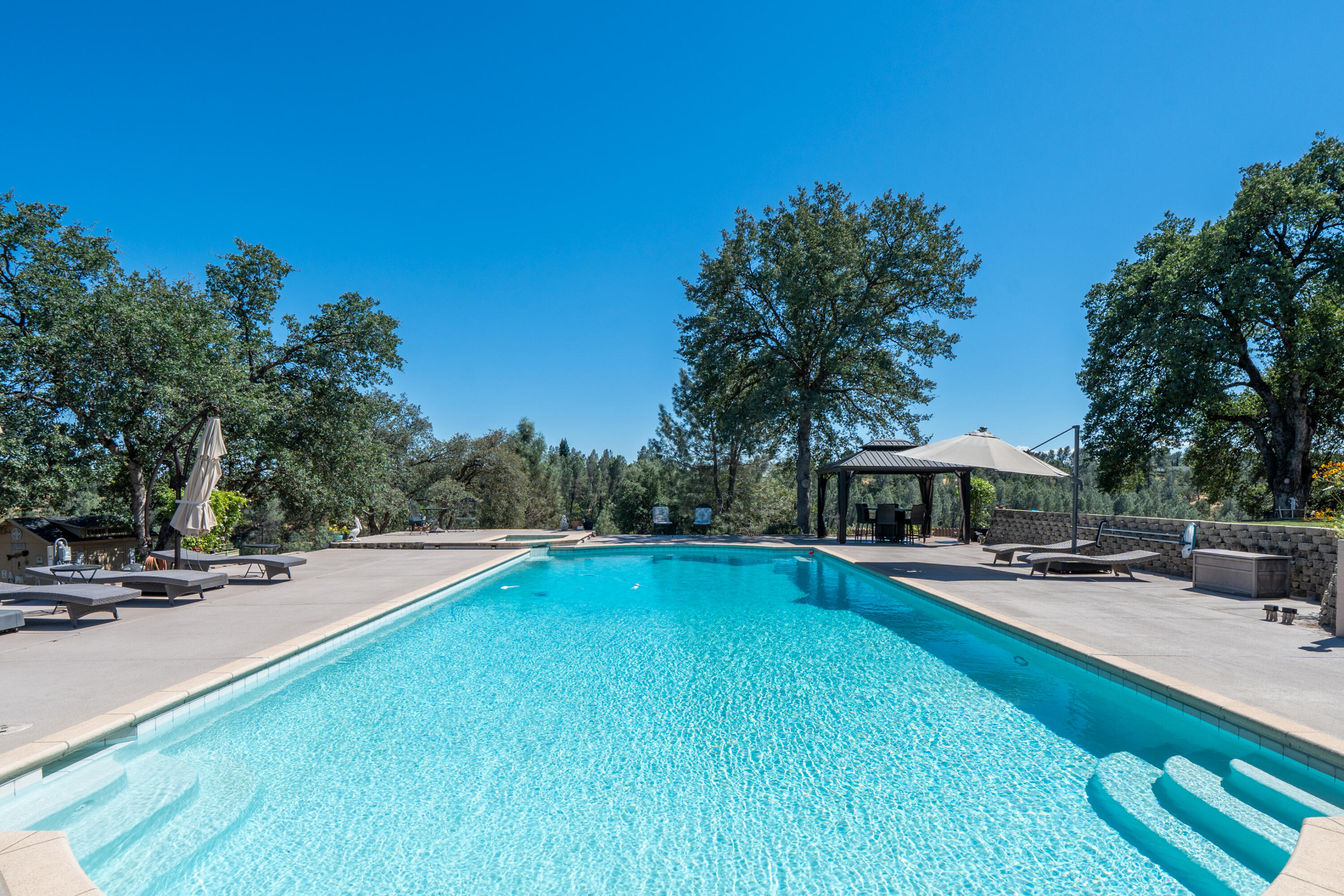 main property photo 83