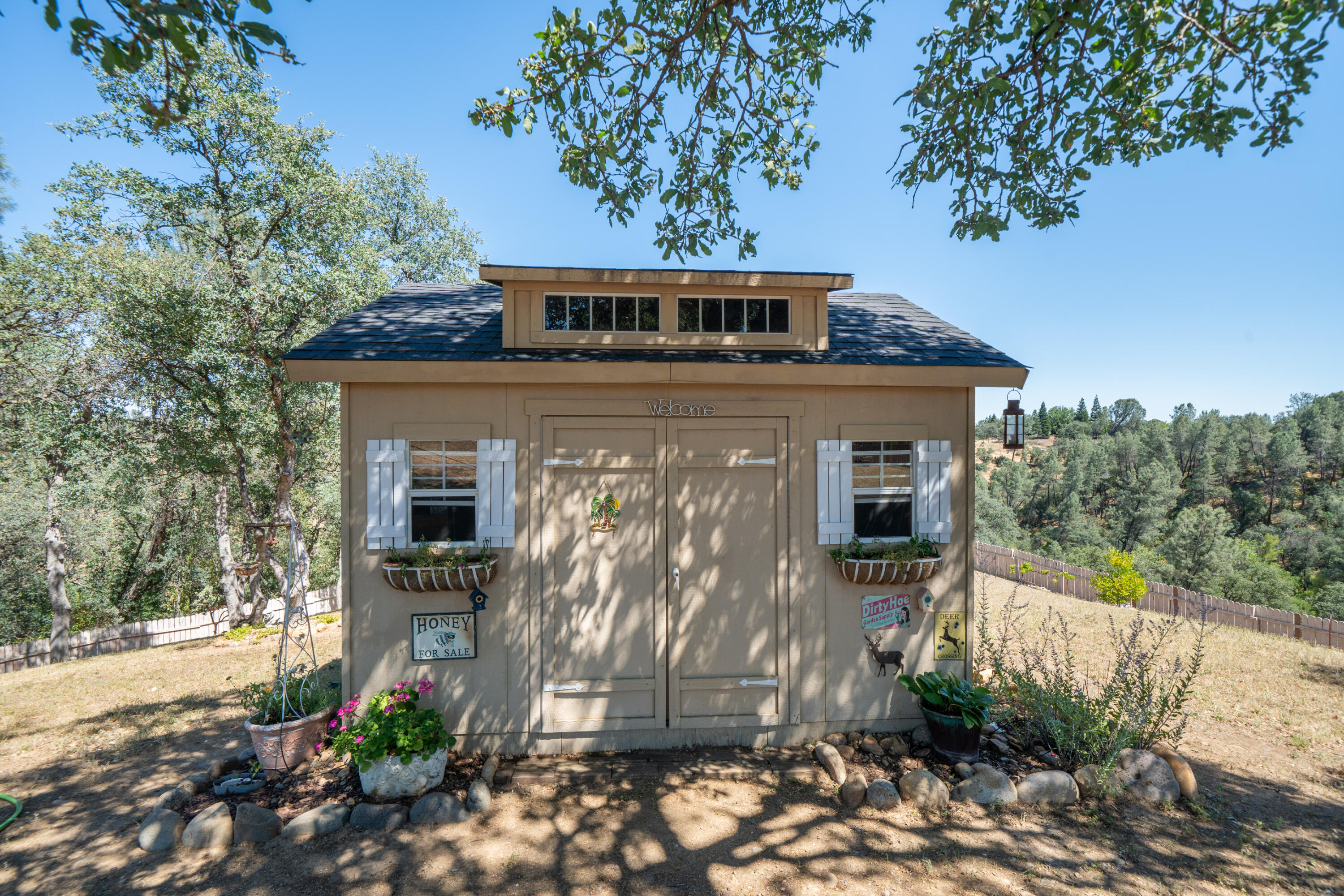 main property photo 90