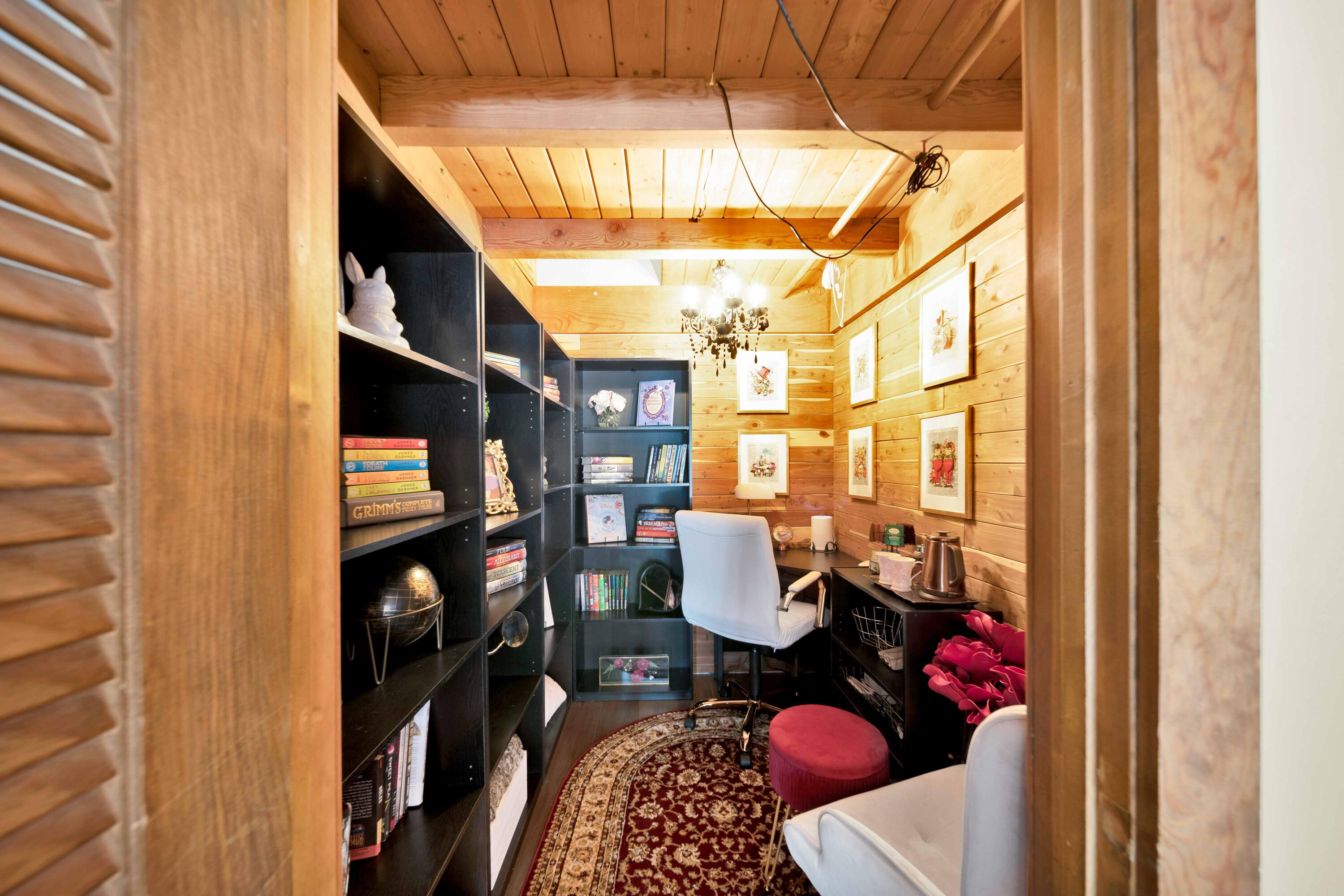 main property photo 31