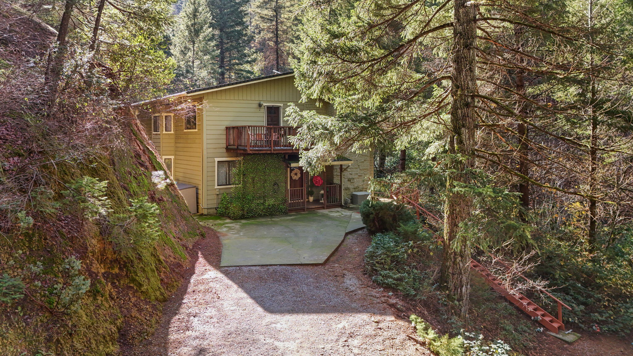 main property photo 59
