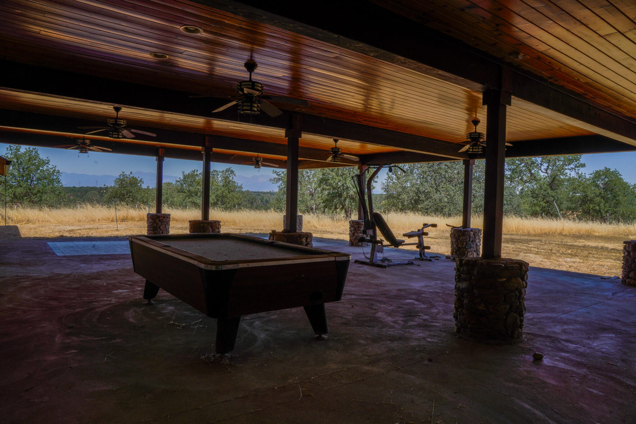 main property photo 19