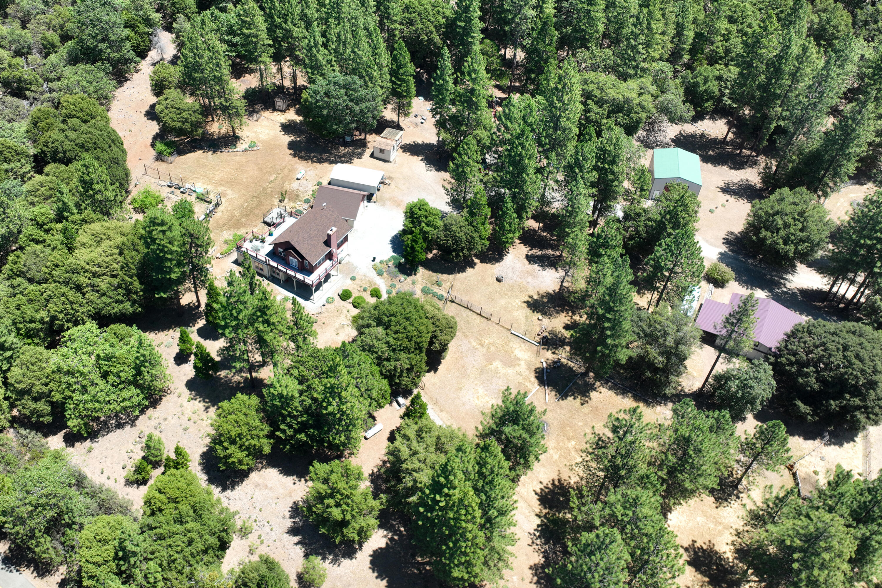 main property photo 37