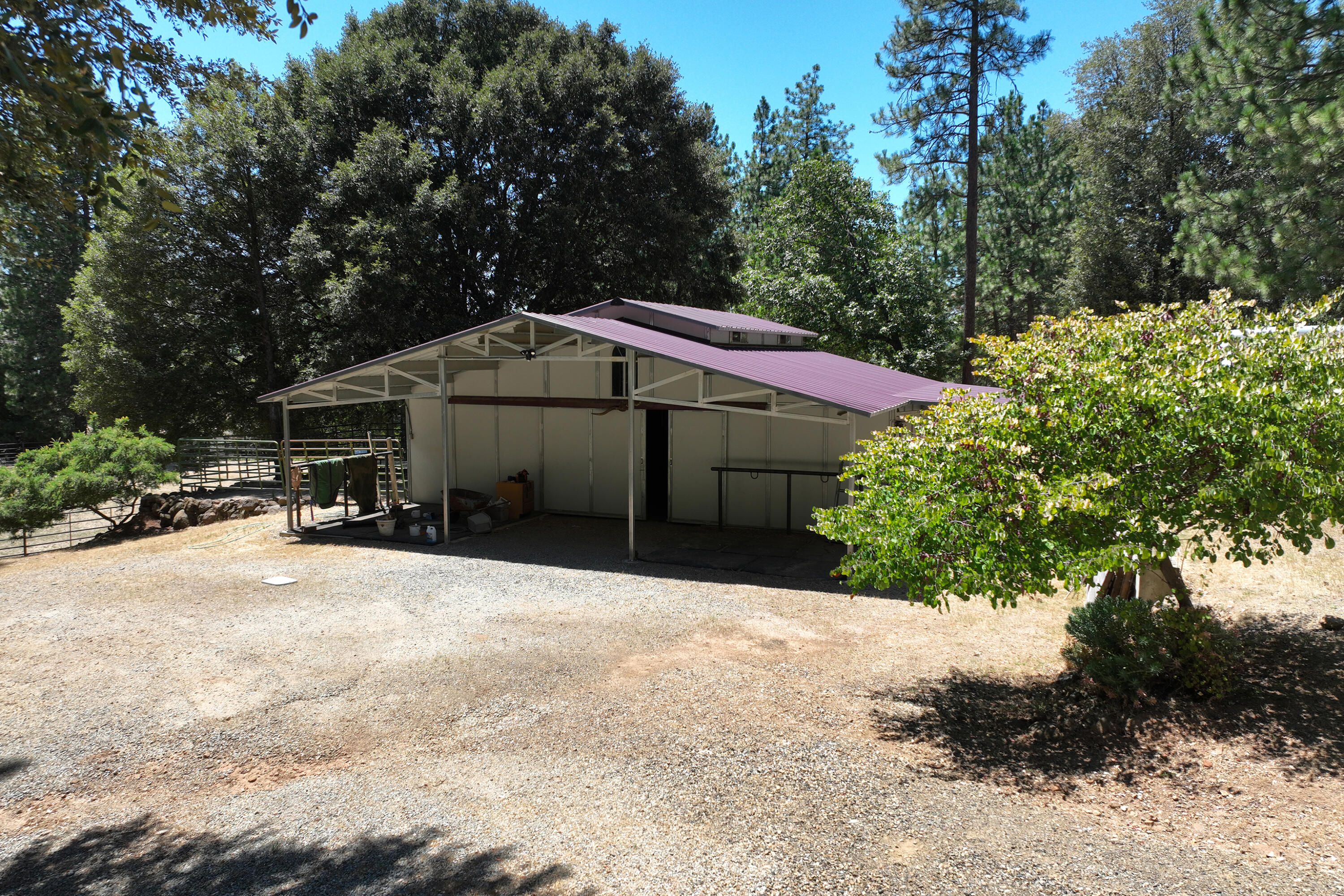main property photo 43