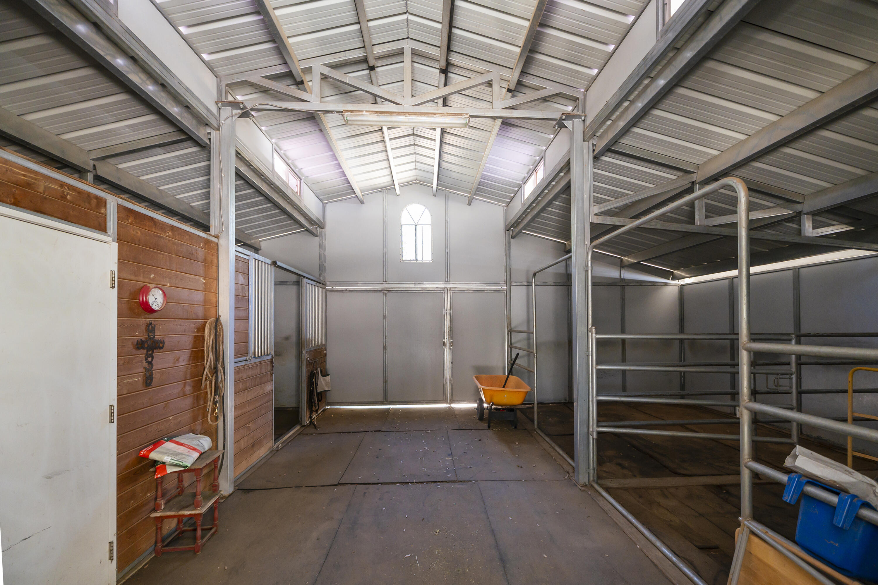 main property photo 45