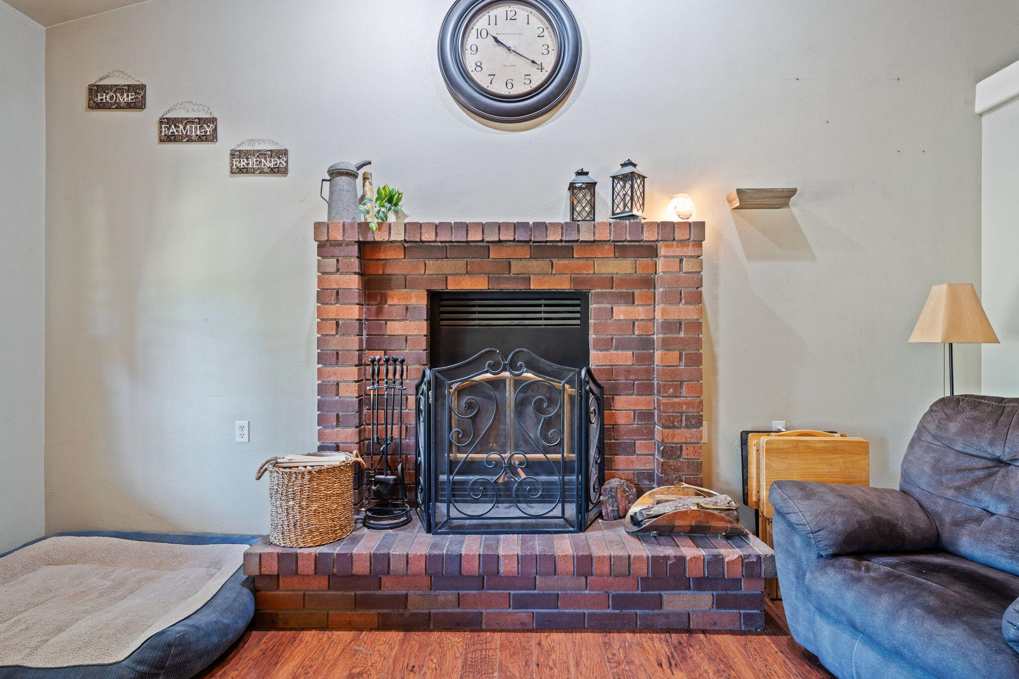 main property photo 11